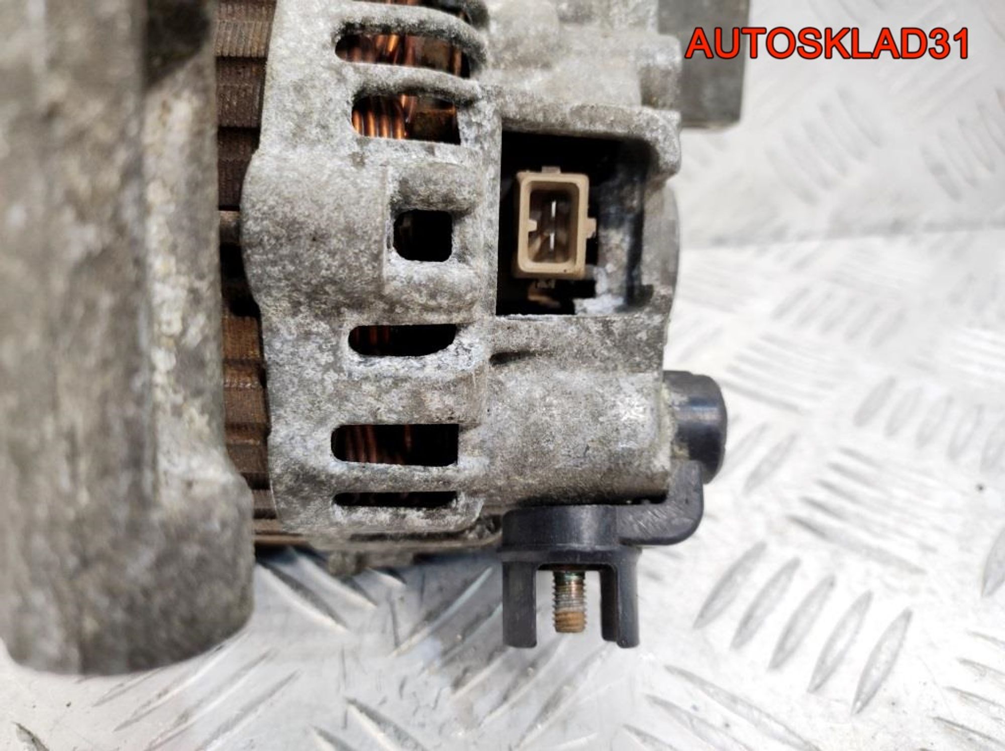 Генератор 70A Ford Fiesta Mk4 98MF10300CA Бензин, 4500 рублей, Дубовое