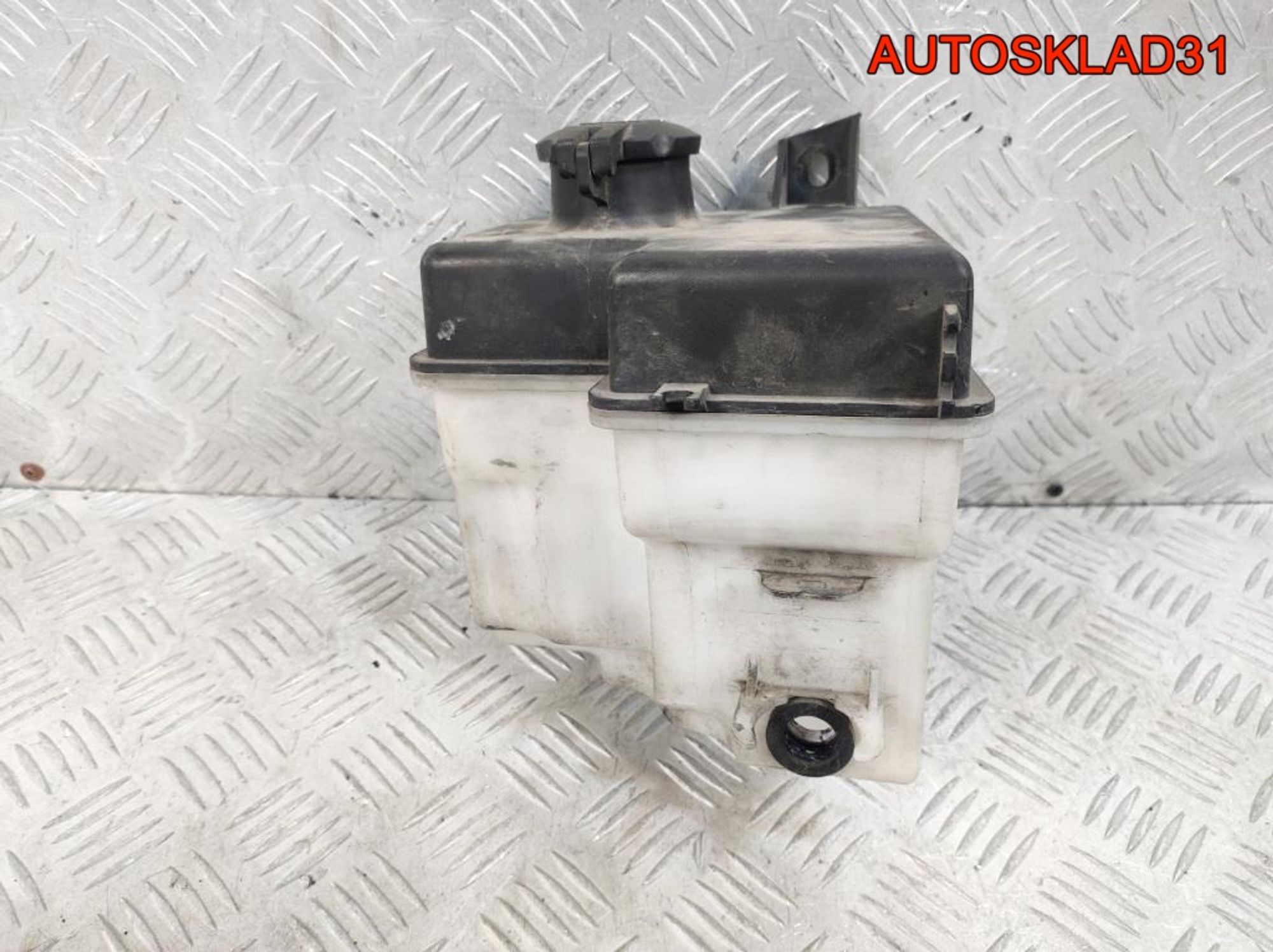 Бачок омывателя Hyundai Getz 986101C000, 1400 рублей, Дубовое