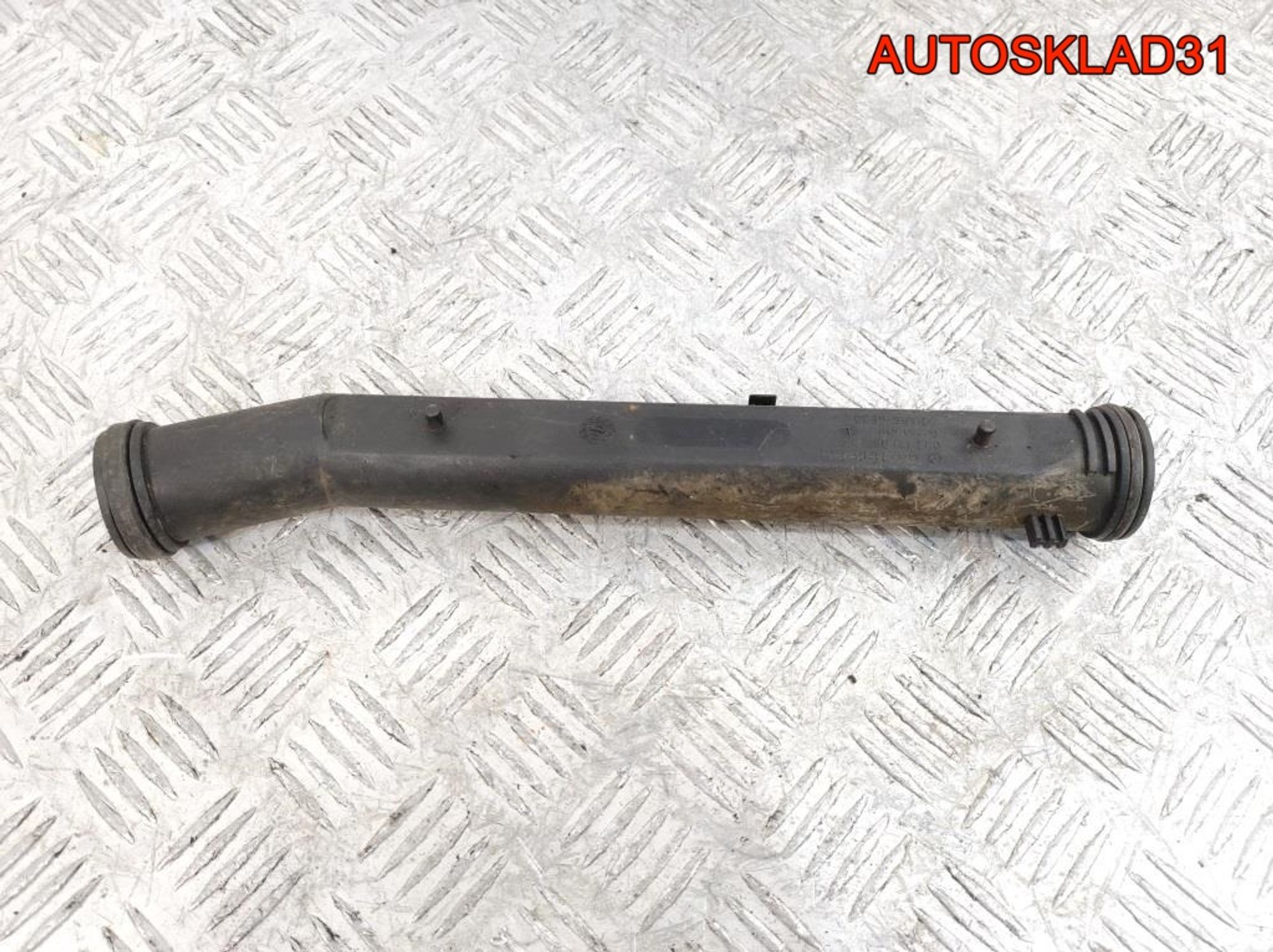 Трубка системы охлаждения VW Golf 4 1,4 Бензин 032121065D, 700 рублей, Дубовое