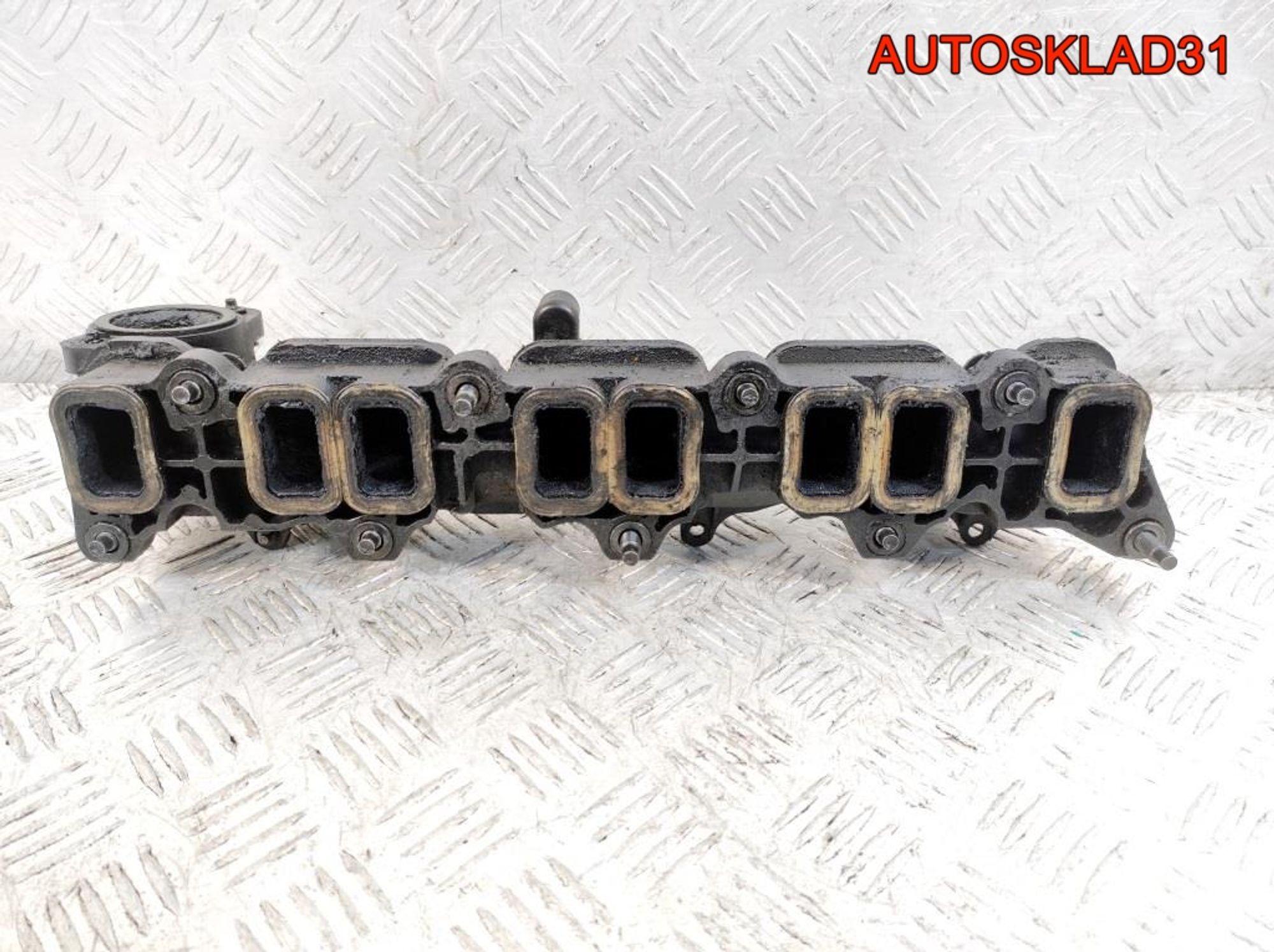 Коллектор впускной 3 2.0 BCBB 2S7Q9424BD Дизель, 1500 рублей, Дубовое