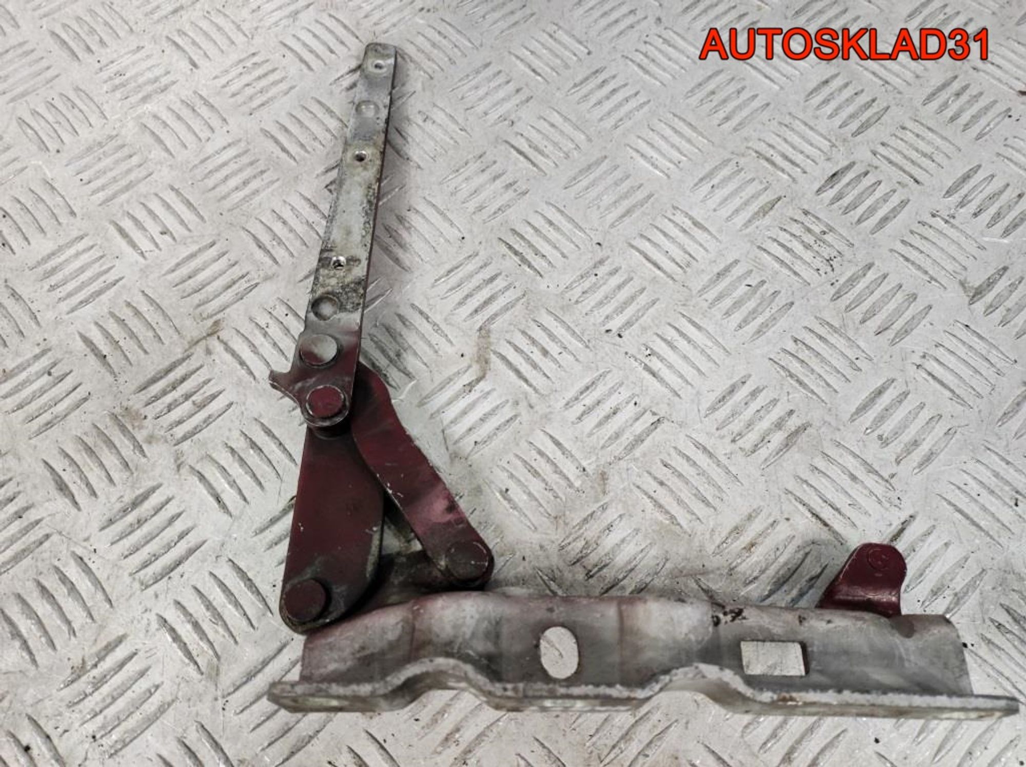 Петля капота правая Mercedes Benz W203 A2038800428, 900 рублей, Дубовое