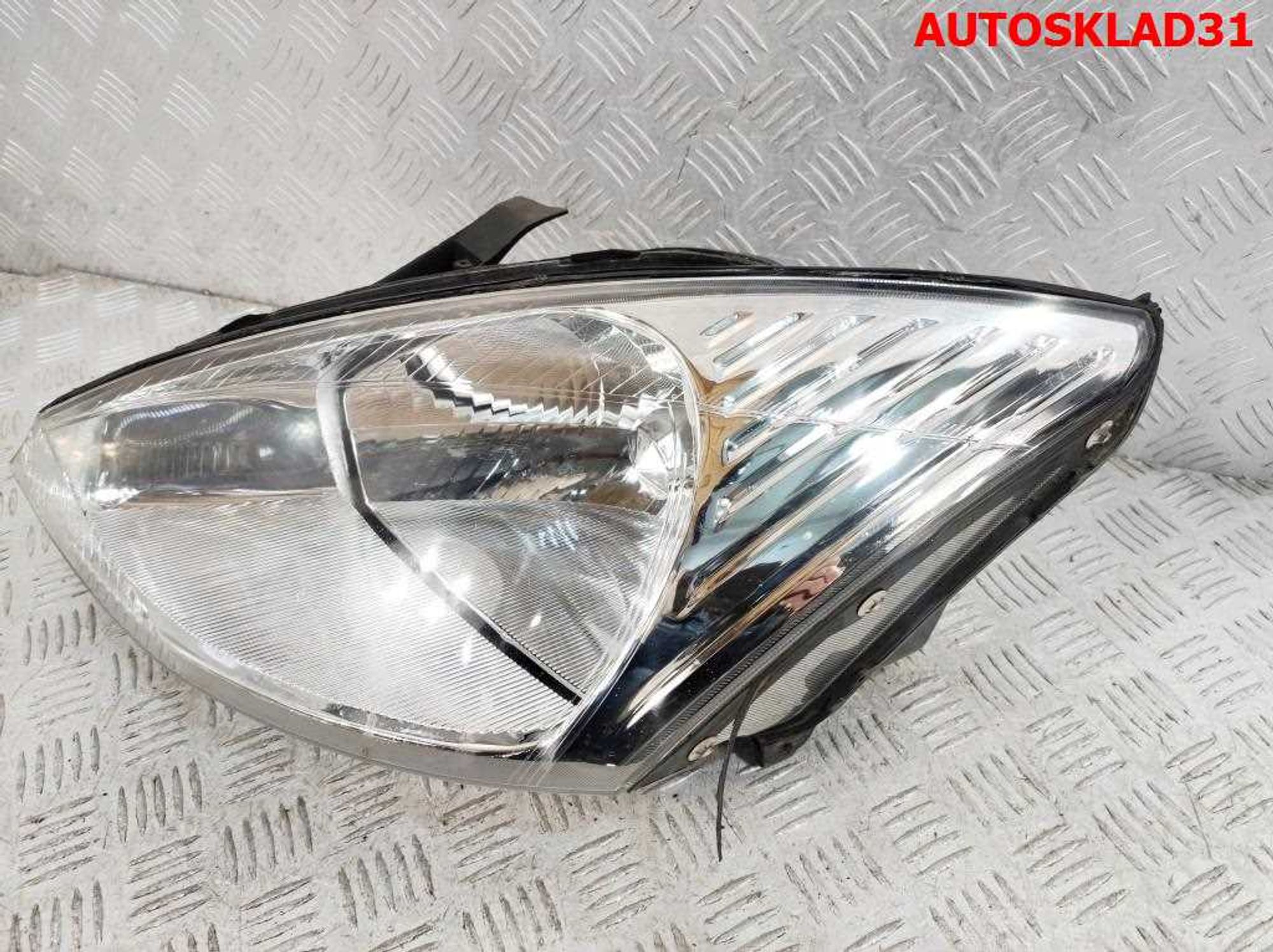 Фара левая TYC Ford Focus 1
205676082B Дорест, 3000 рублей, Дубовое