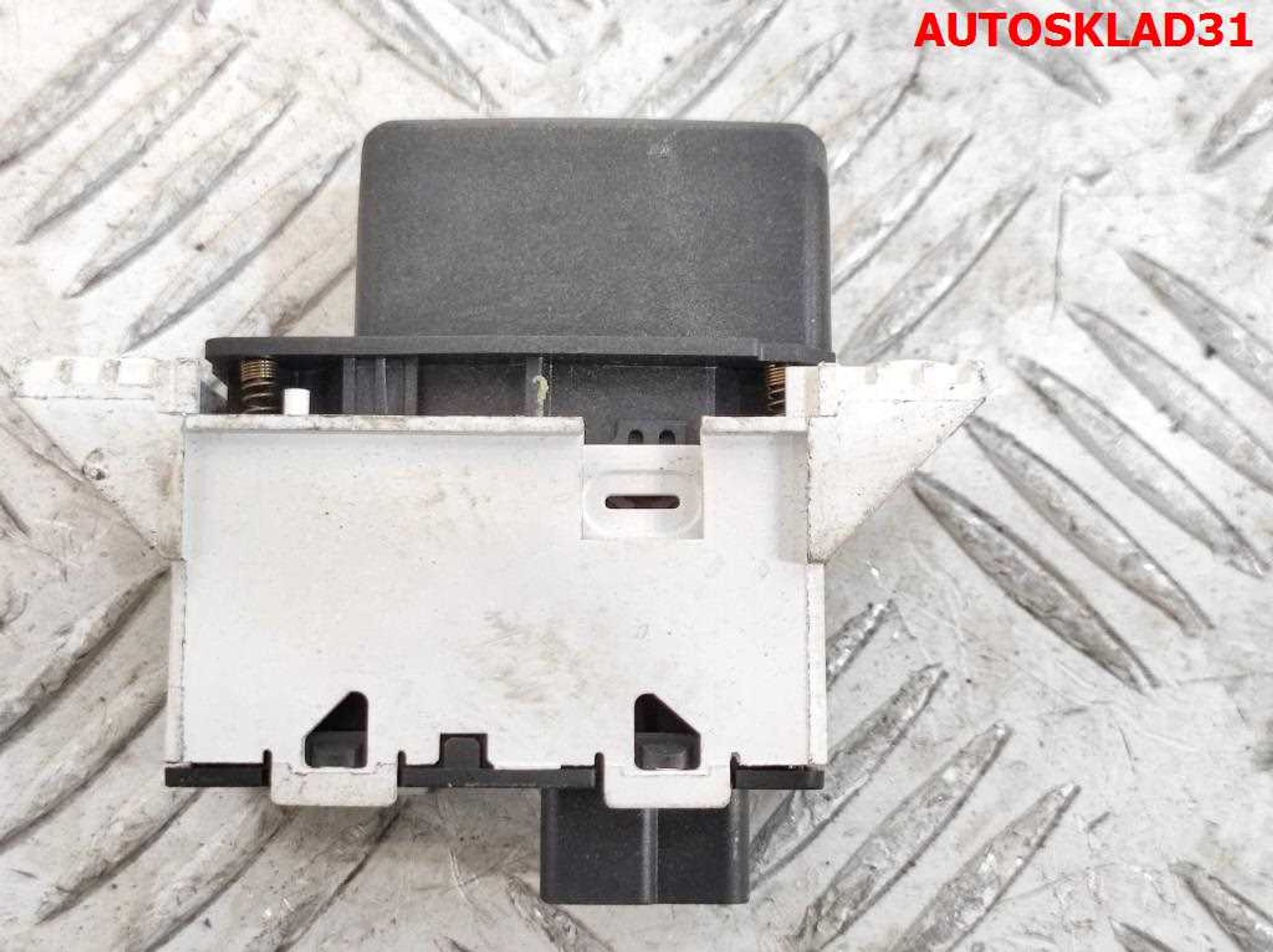 Кнопка аварийной сигнализации Ford Focus 1 2M5T13A350AA, 600 рублей, Дубовое