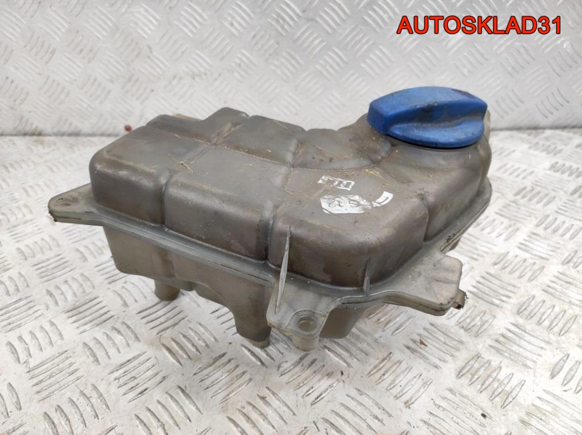 Бачок расширительный Audi A6 C5 8E0121403E, 1300 рублей, Дубовое