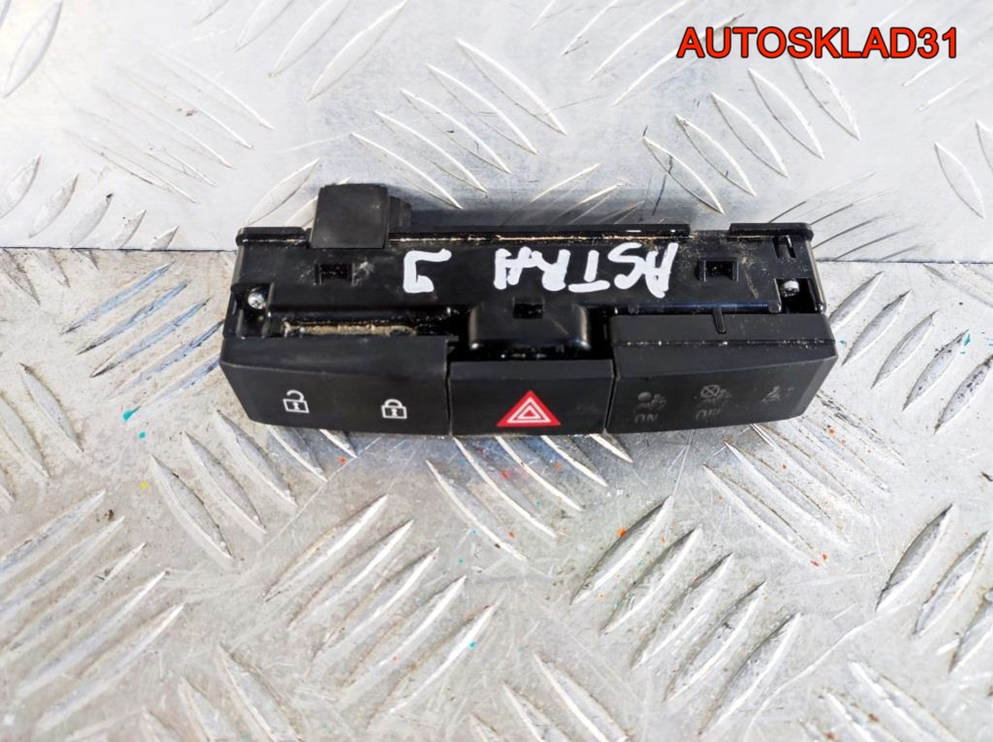Блок кнопок Opel Astra J 13285122, 1300 рублей, Дубовое