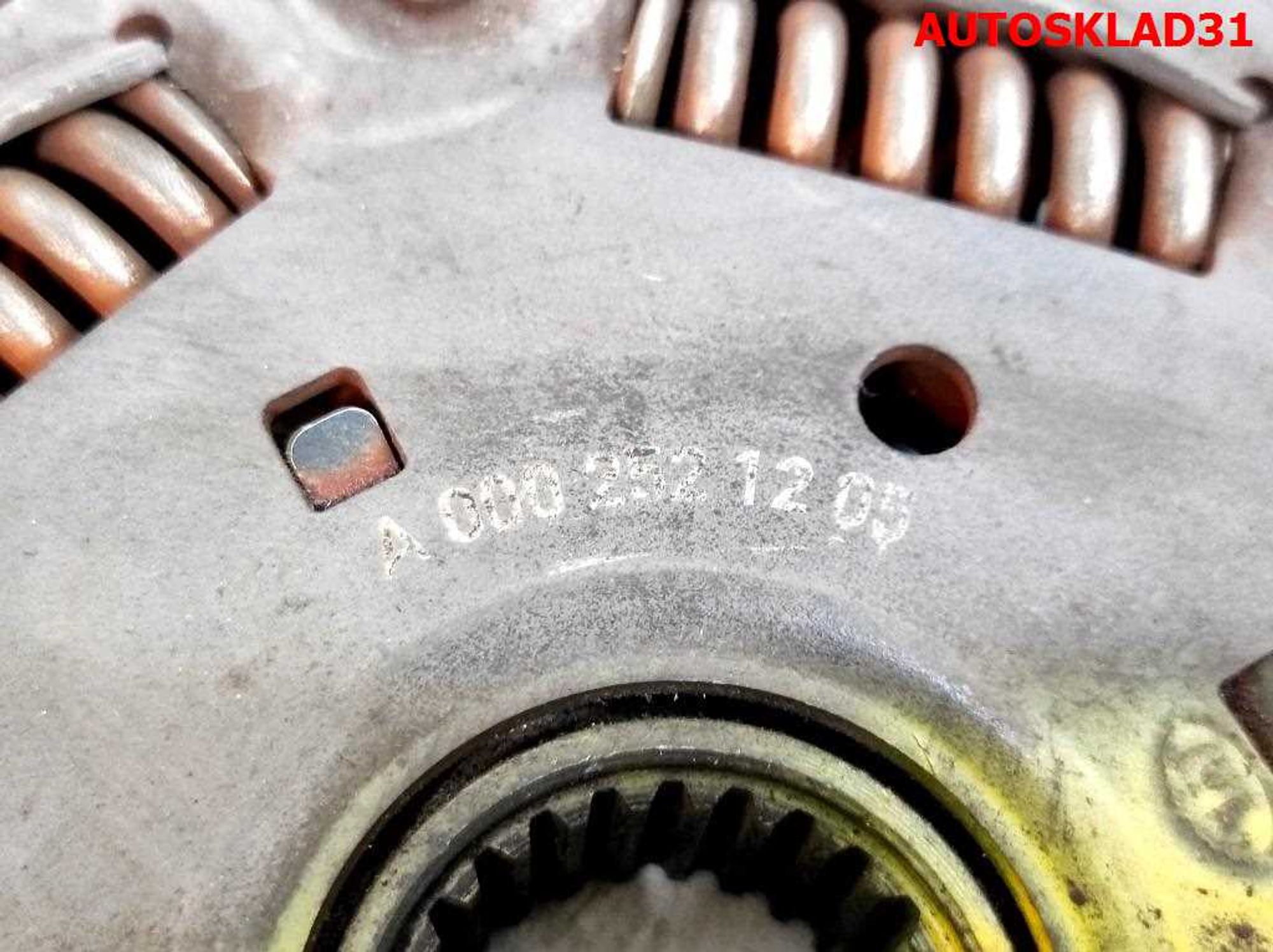 Маховик в сборе со сцеплением W202 OM611 A6110300405, 15000 рублей, Дубовое