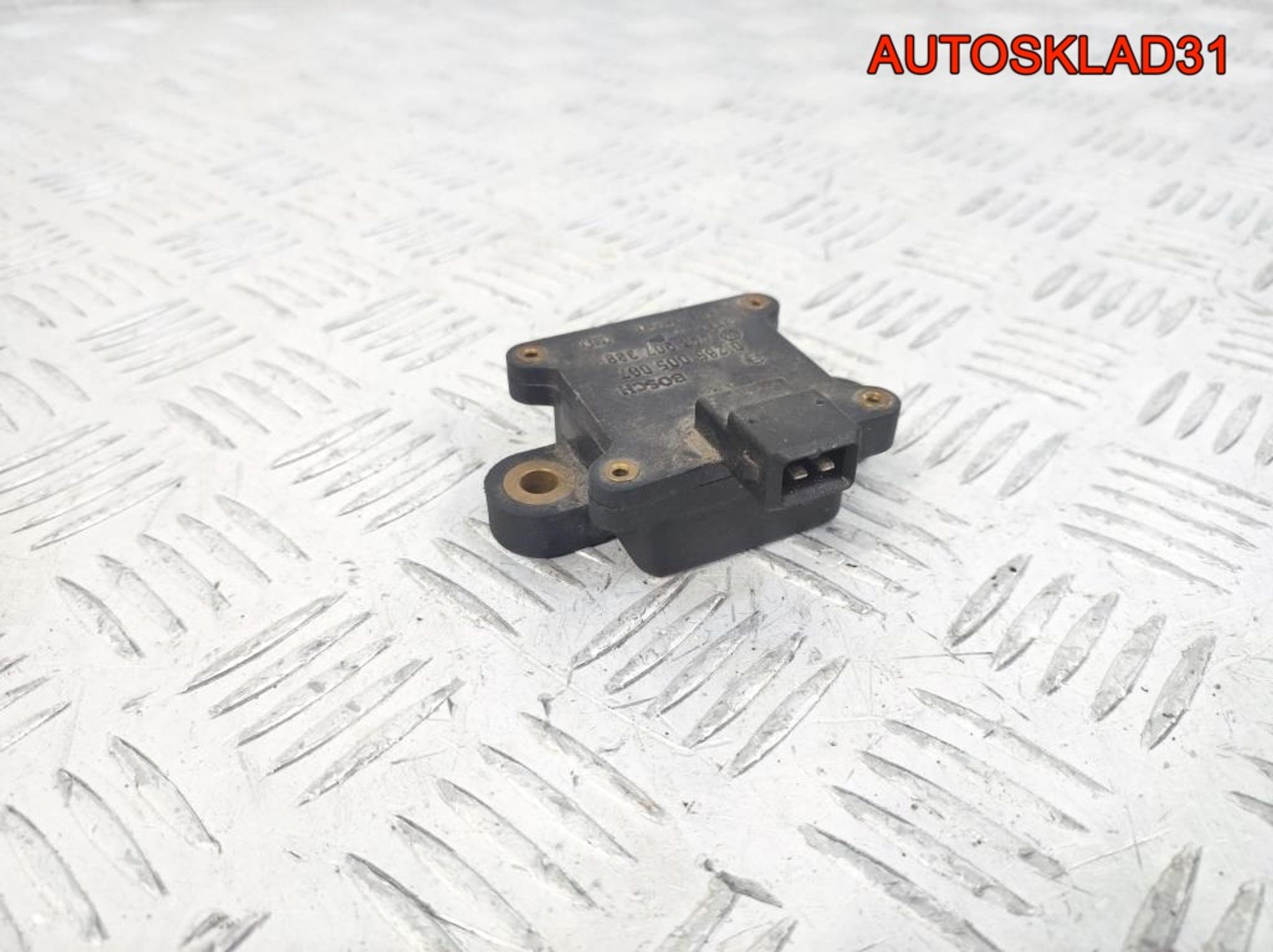 Датчик ускорения Audi 100 C4 443907388, 900 рублей, Дубовое