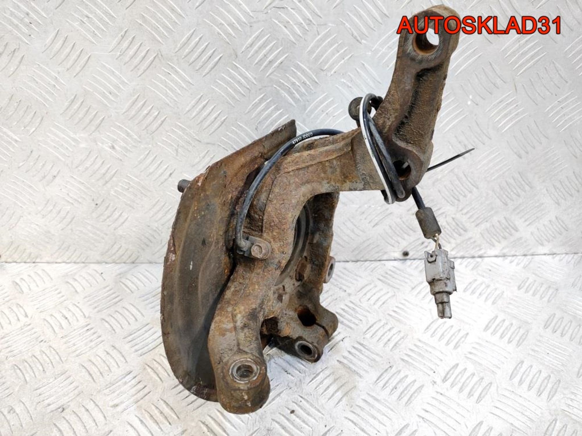 Кулак поворотный передний левый Nissan Qashqai J10, 2900 рублей, Дубовое