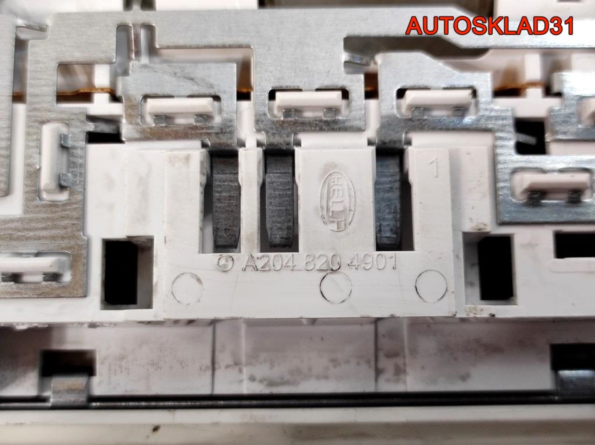 Плафон салона задний Mercedes GLK X204 A2048204901, 1400 рублей, Дубовое