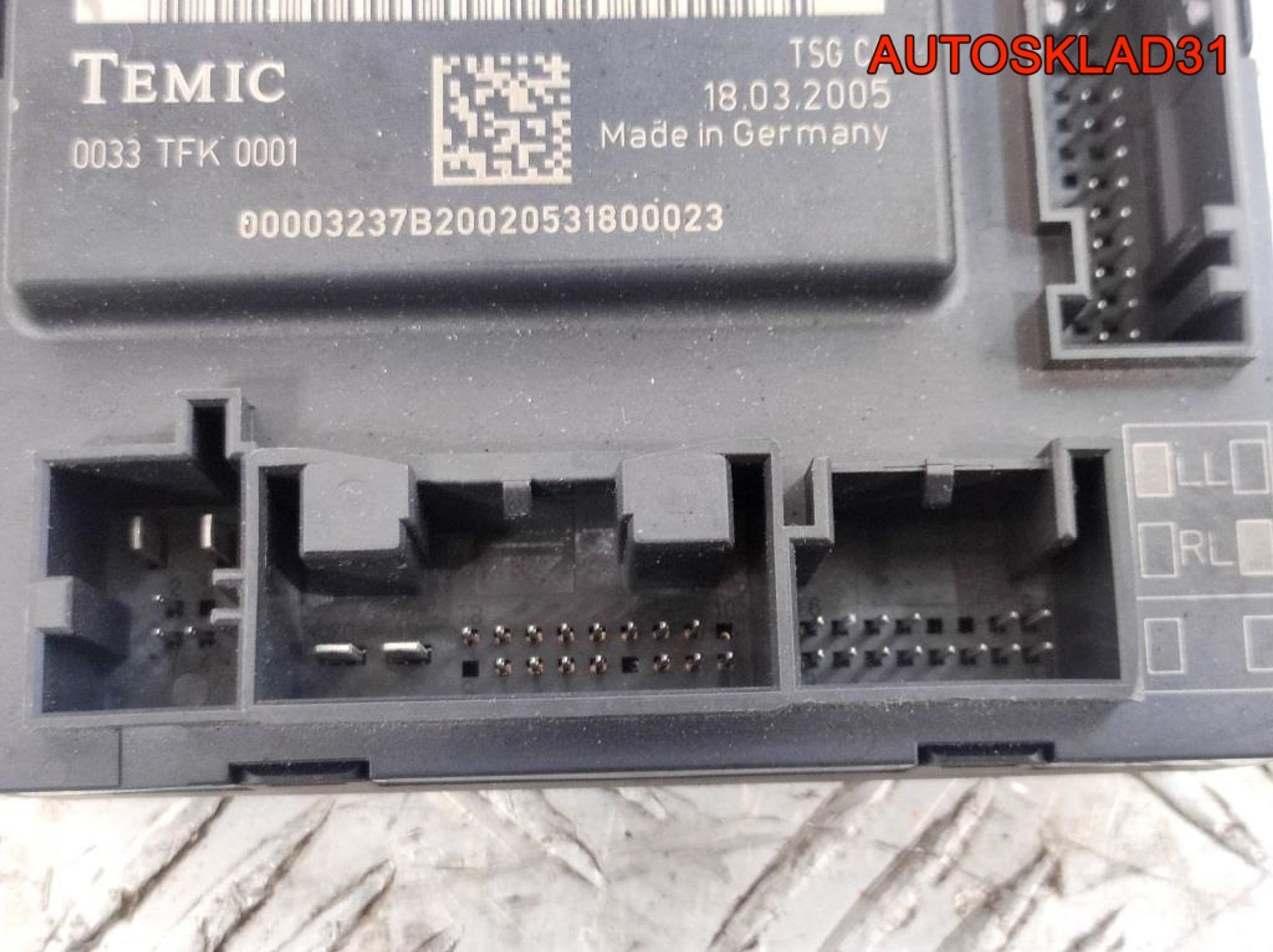 Блок комфорта передней л/ двери Audi A6 C6 4F0959793B, 1400 рублей, Дубовое