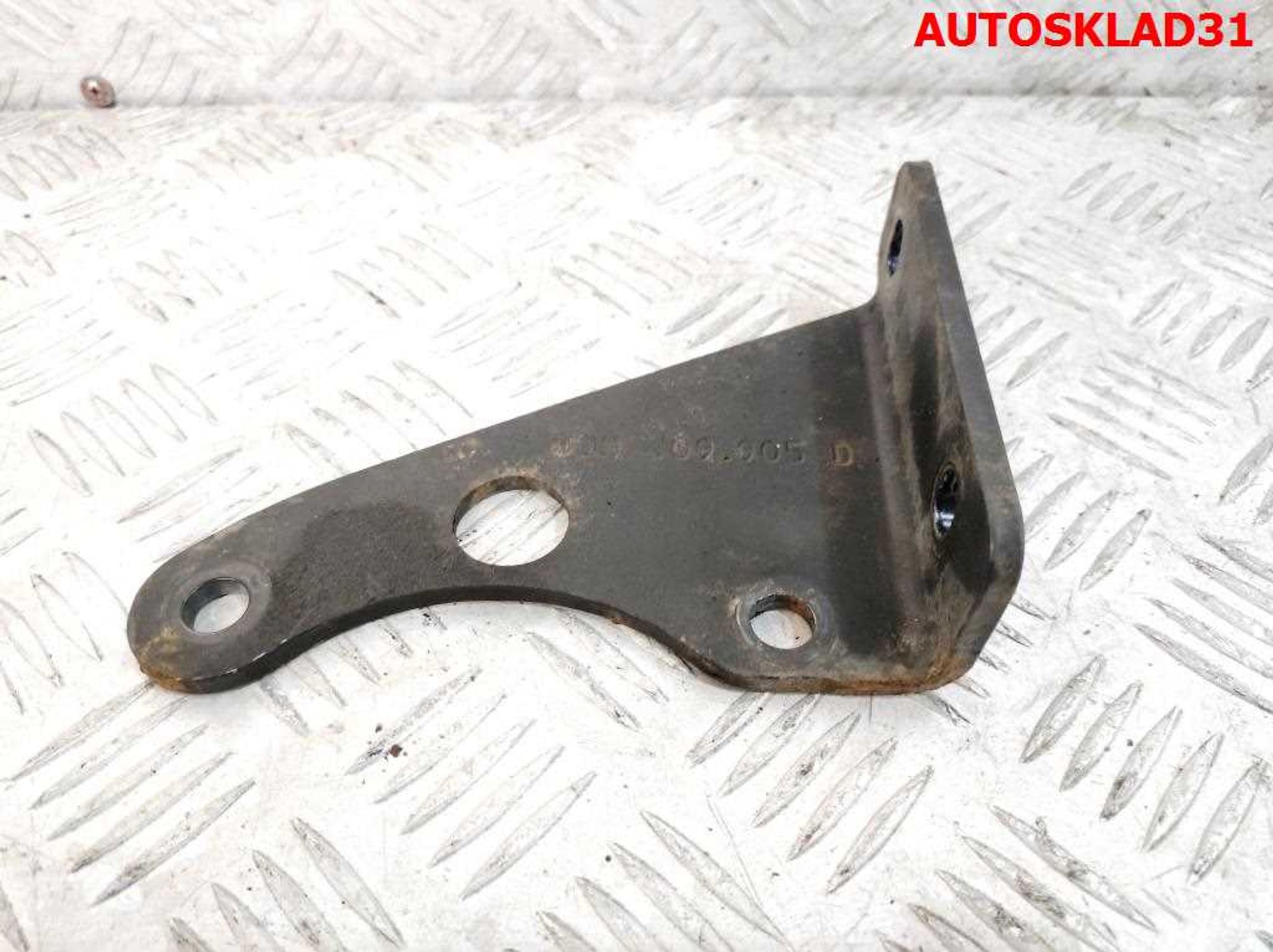 Кронштейн редуктора МКПП VW Sharan 1 02N409905D, 600 рублей, Дубовое