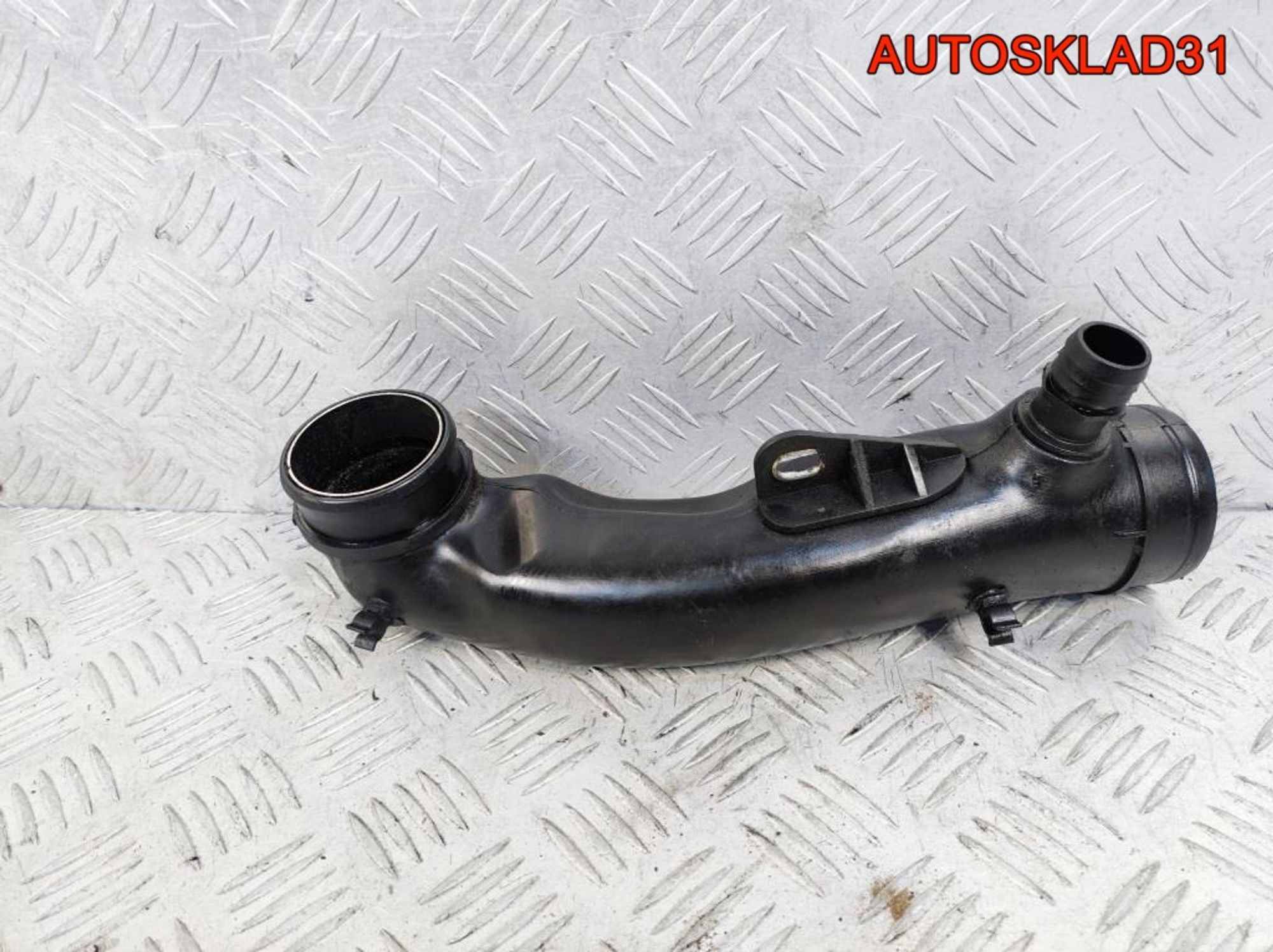 Патрубок интеркулера Volkswagen Sharan 7M3129654K, 2500 рублей, Дубовое