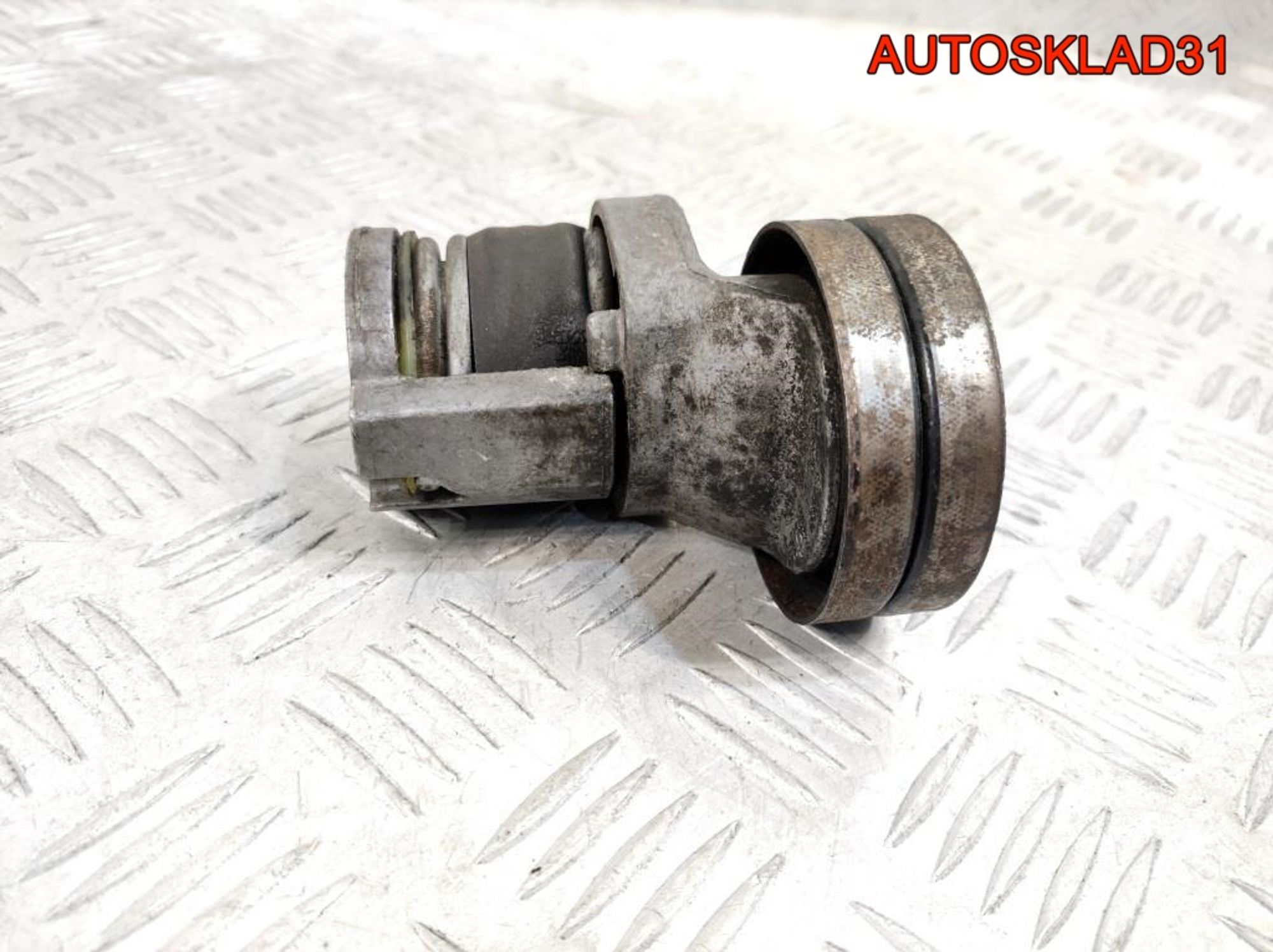 Натяжитель ремня Audi A4 B6 1,9 Дизель 038903315AD, 500 рублей, Дубовое