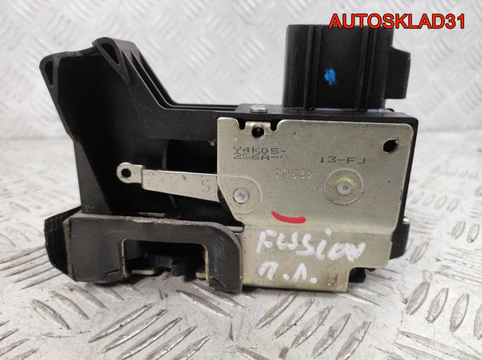 https://ycs.partsauto.market/partsauto-images/thmbs/userImages/edda01b21c13eaa6671738306aa09410/part/3fd6eb00-8926-49d3-8b70-fb2162ed5c09_1781620545568.jpg