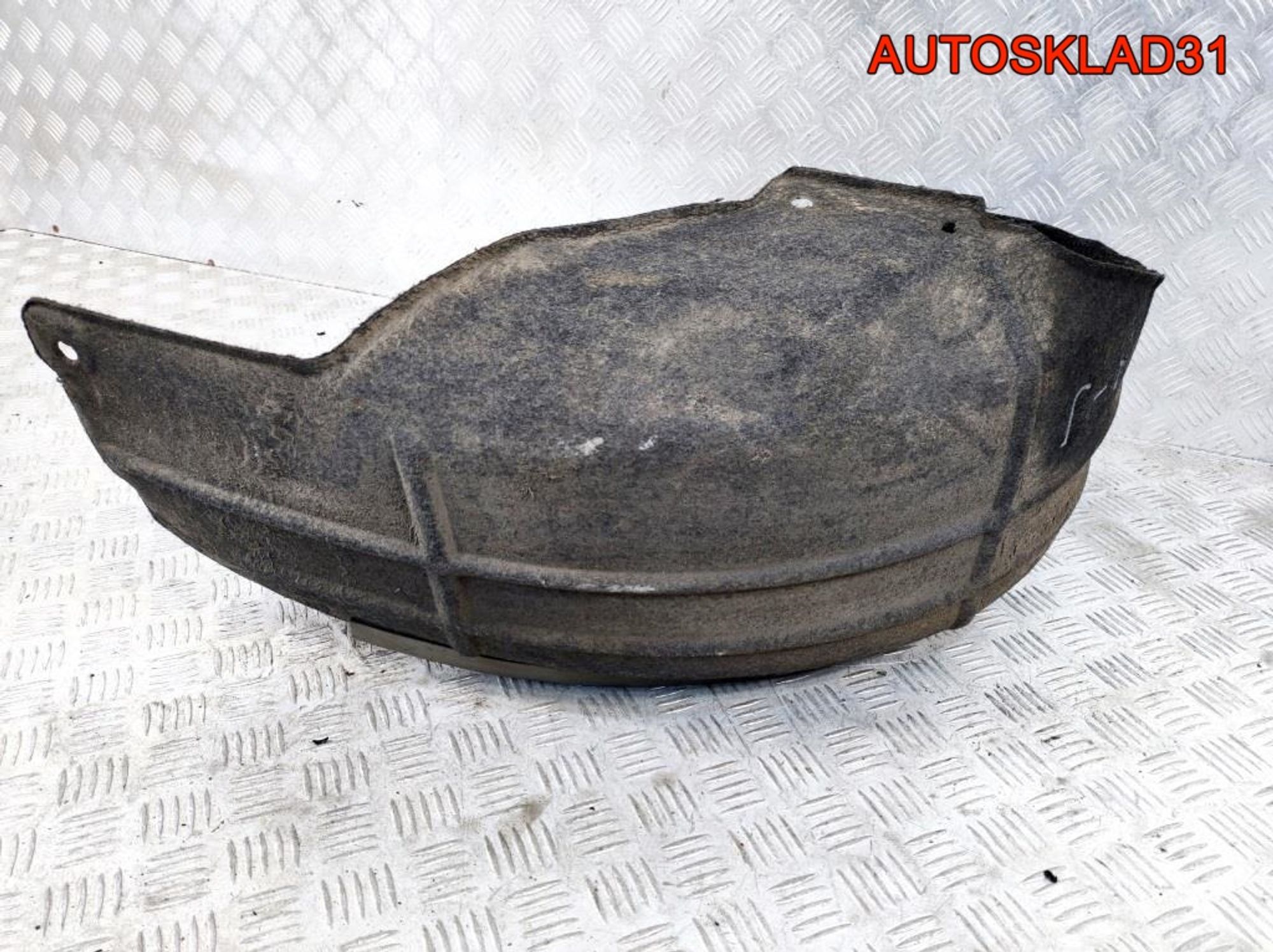 Локер задний правый Mazda 3 BK BP4K561H1F Хетчбэк, 1700 рублей, Дубовое