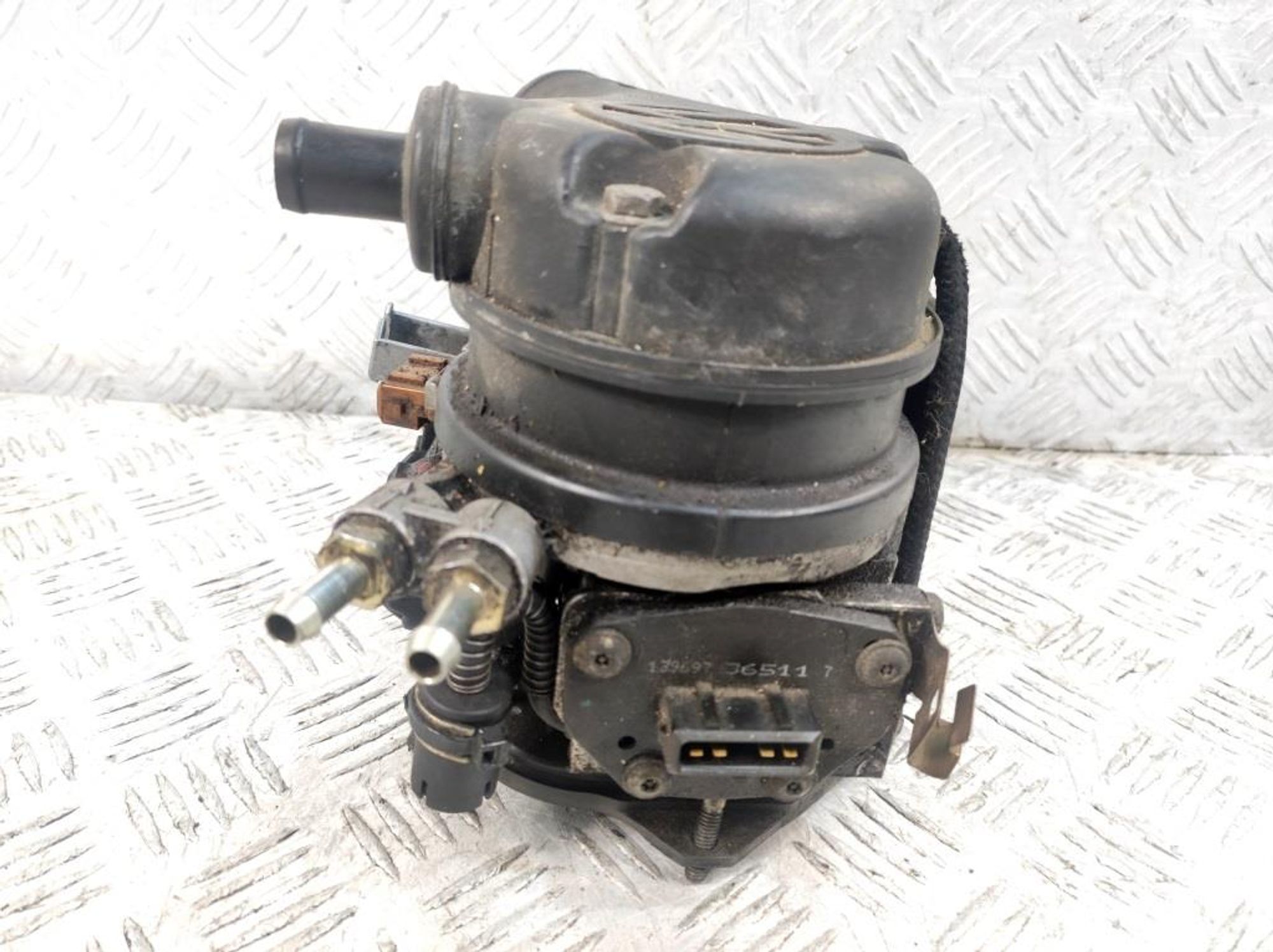 Моновпрыск в сборе Volkswagen Golf 3 051133015S, 15000 рублей, Дубовое