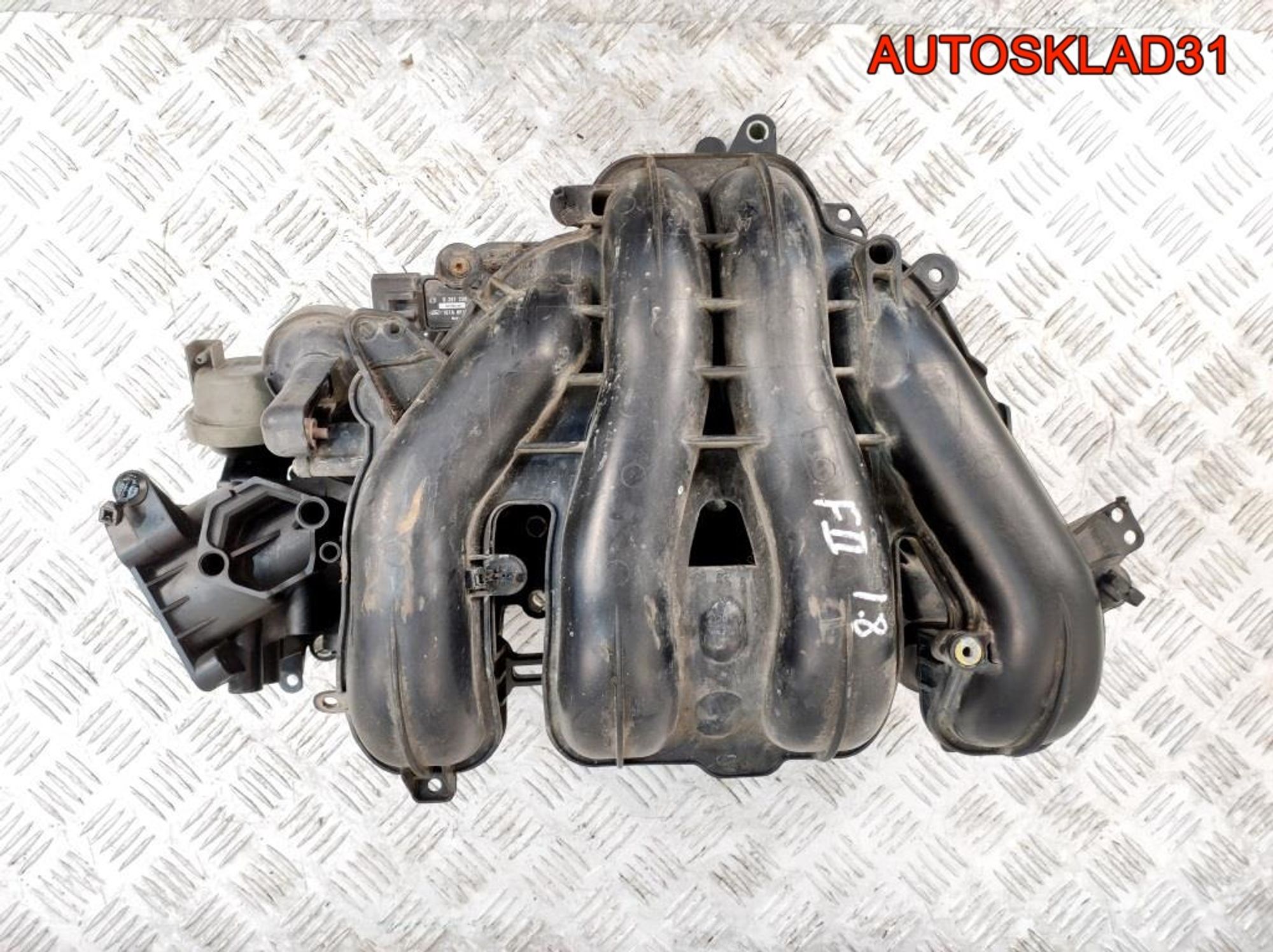 Коллектор впускной Ford Focus 2 1,8 QQDB 4M5G9424FT, 5000 рублей, Дубовое