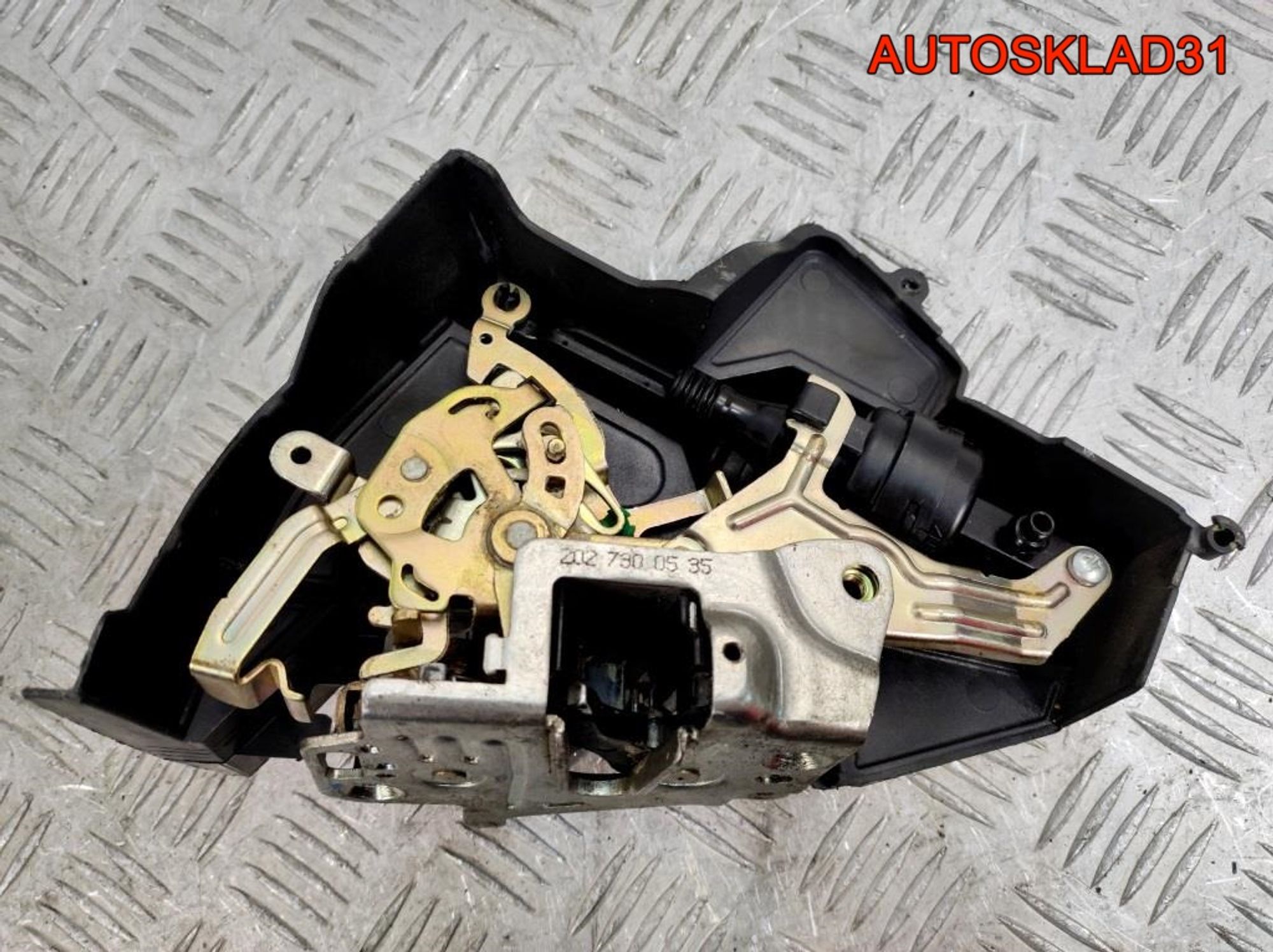 Замок двери задней левой Mercedes W210 A2027300535, 1800 рублей, Дубовое