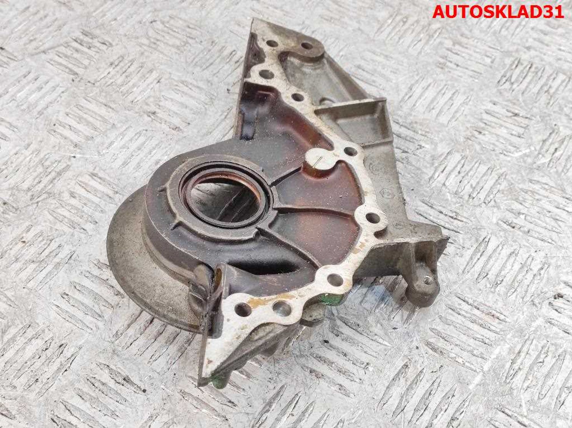 Крышка коленвала Renault Logan 1,4 K7J 710 7700273354, 1500 рублей, Дубовое