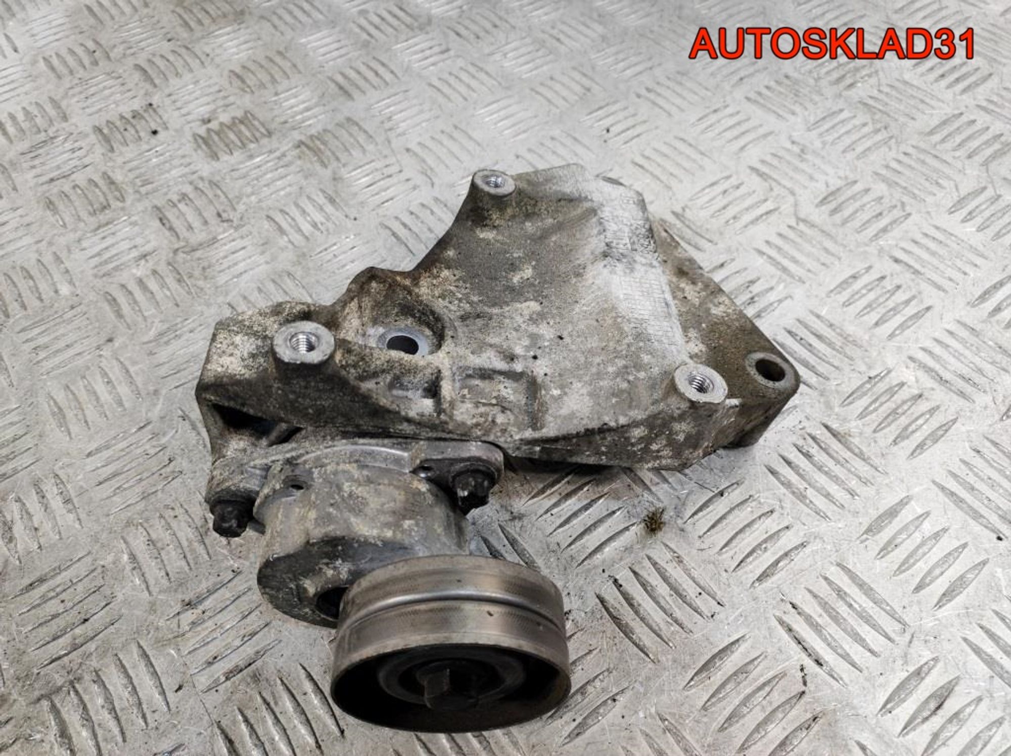Кронштейн кондиционера Opel Astra G 9129341, 500 рублей, Дубовое