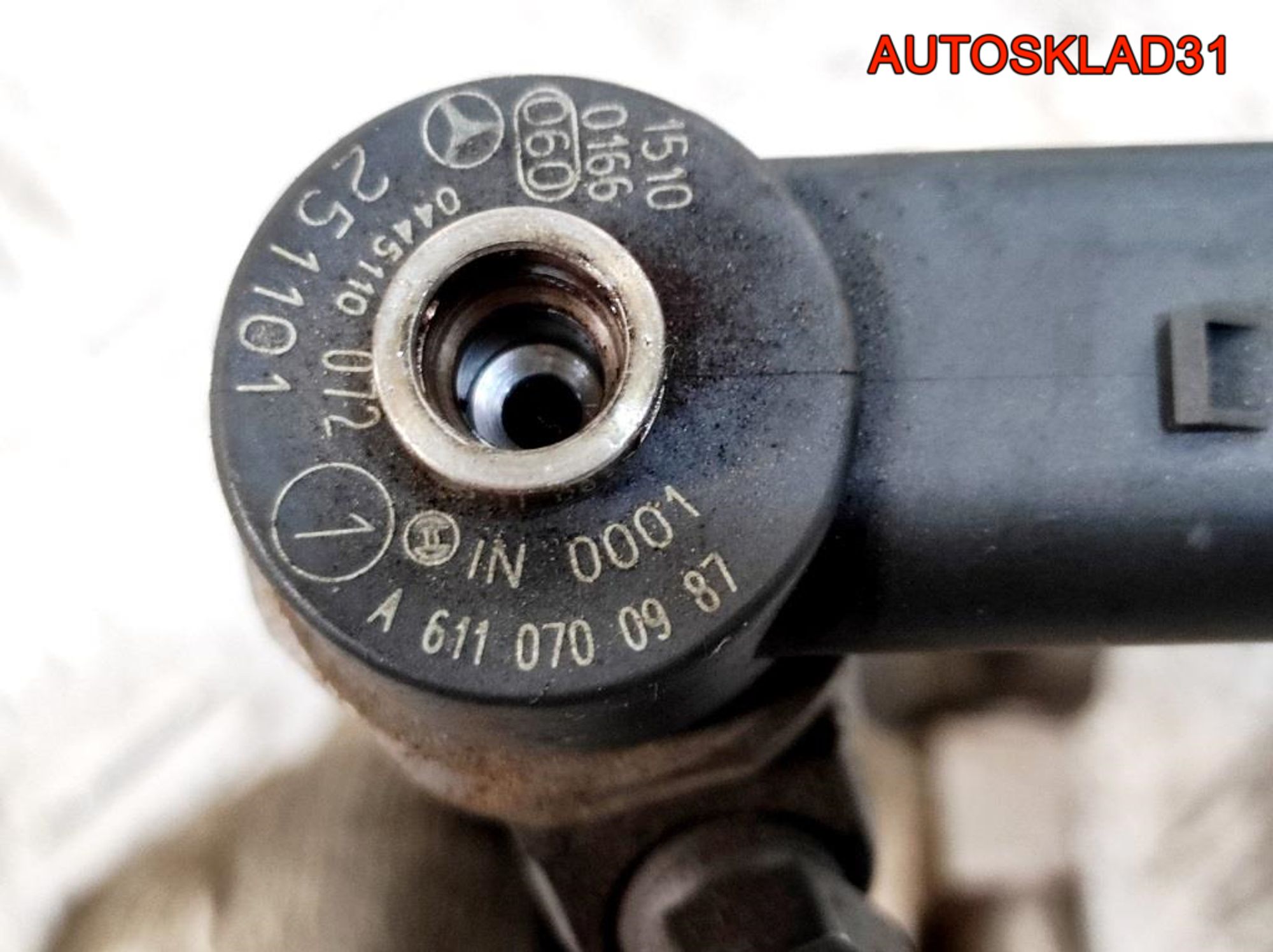 Форсунка дизельная Mercedes Benz W203 2,2 611.962 A6110700987, 7500 рублей, Дубовое