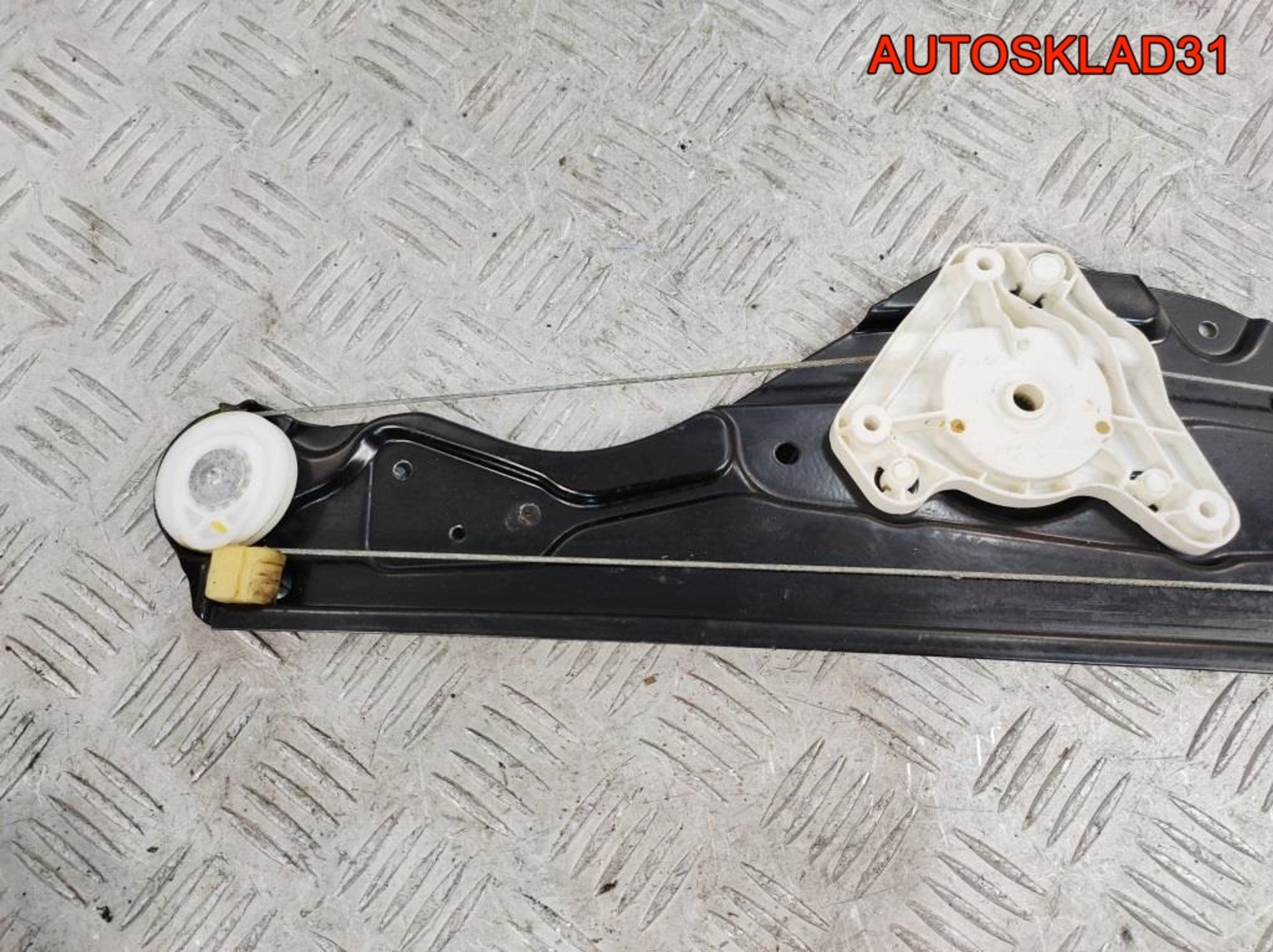 Стеклоподъемник задней левой двери Mercedes W211 A2117300146, 1800 рублей, Дубовое