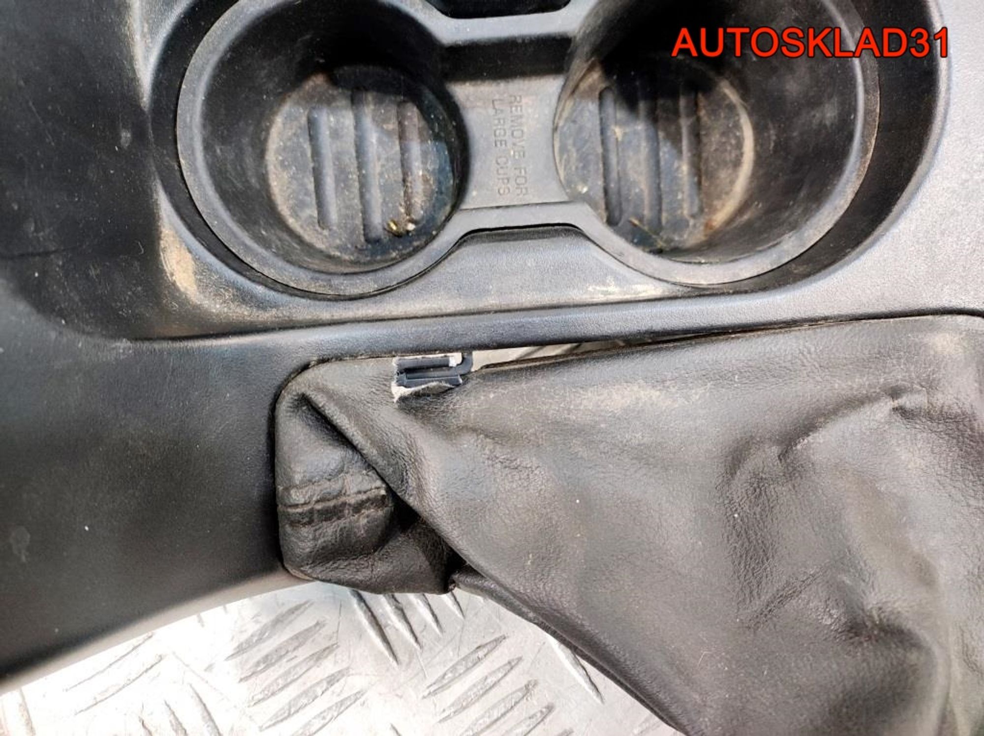 Подлокотник Ford Maverick 2 6L8478045A76, 4500 рублей, Дубовое