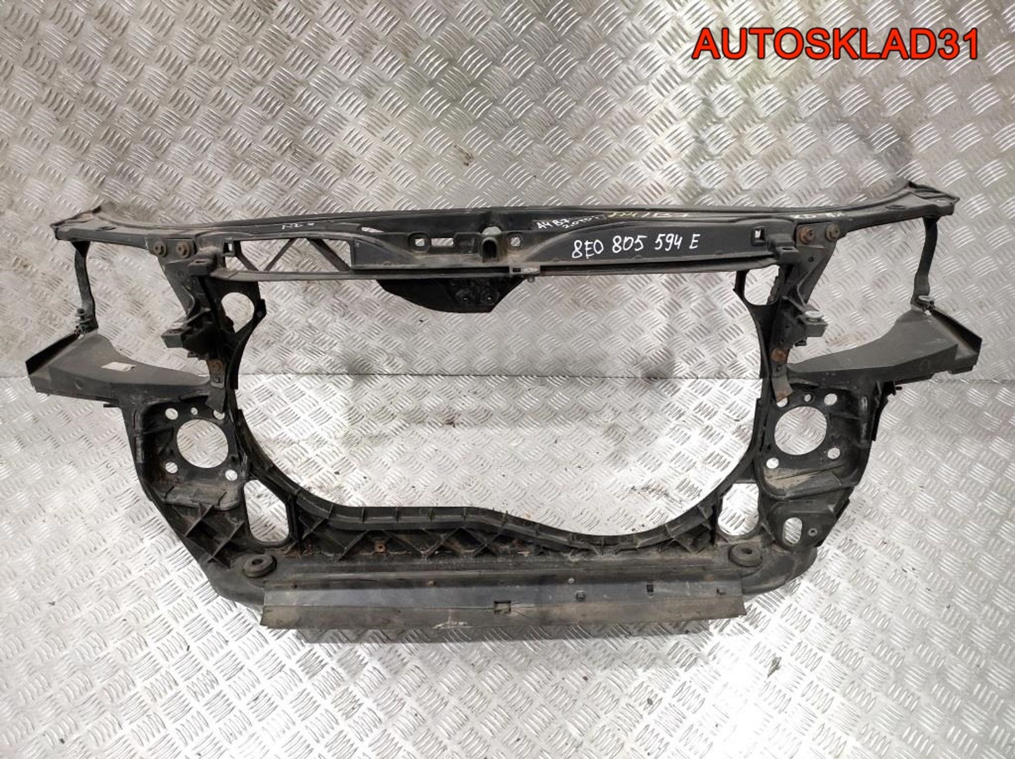 Панель передняя Audi A4 B7 2,0 TDI 8E0805594E (Р), 9000 рублей, Дубовое