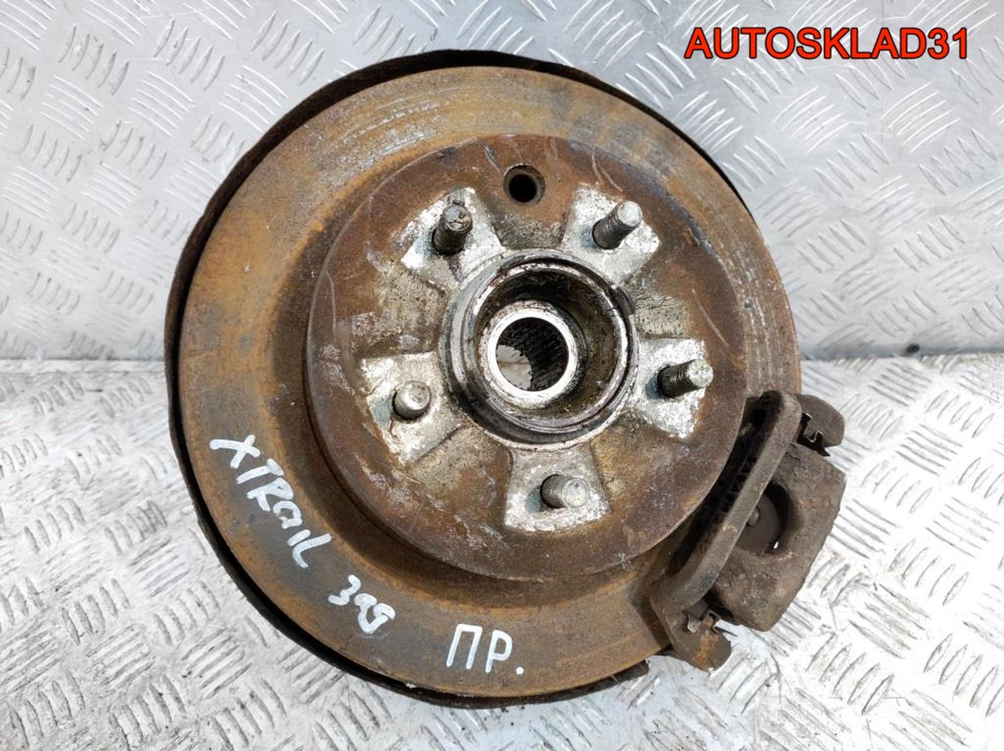 Кулак поворотный задний правый Nissan X-Trail T30 430188H300, 7000 рублей, Дубовое