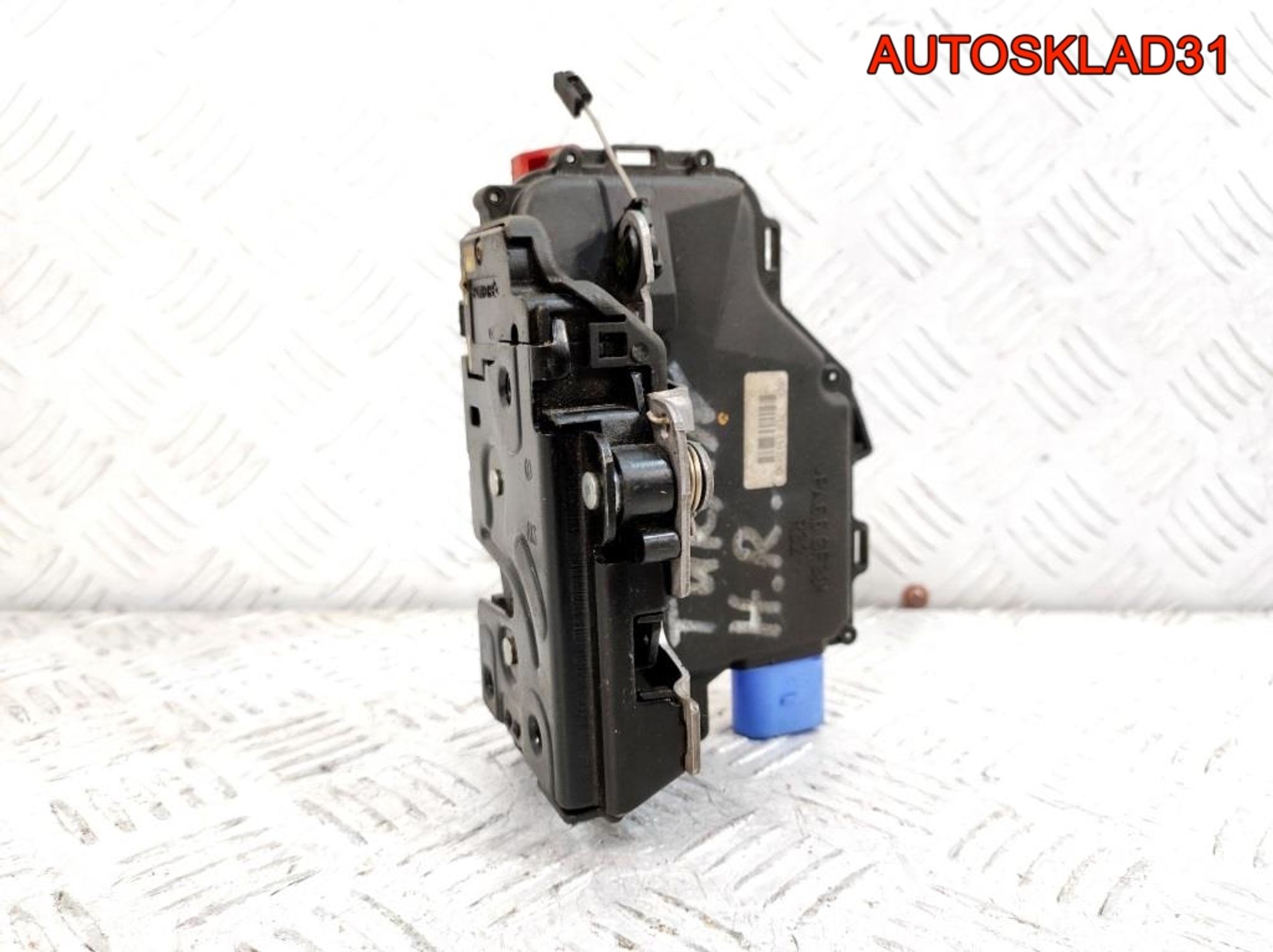 Замок двери задней правой VW Touareg 7L0839016D, 4100 рублей, Дубовое