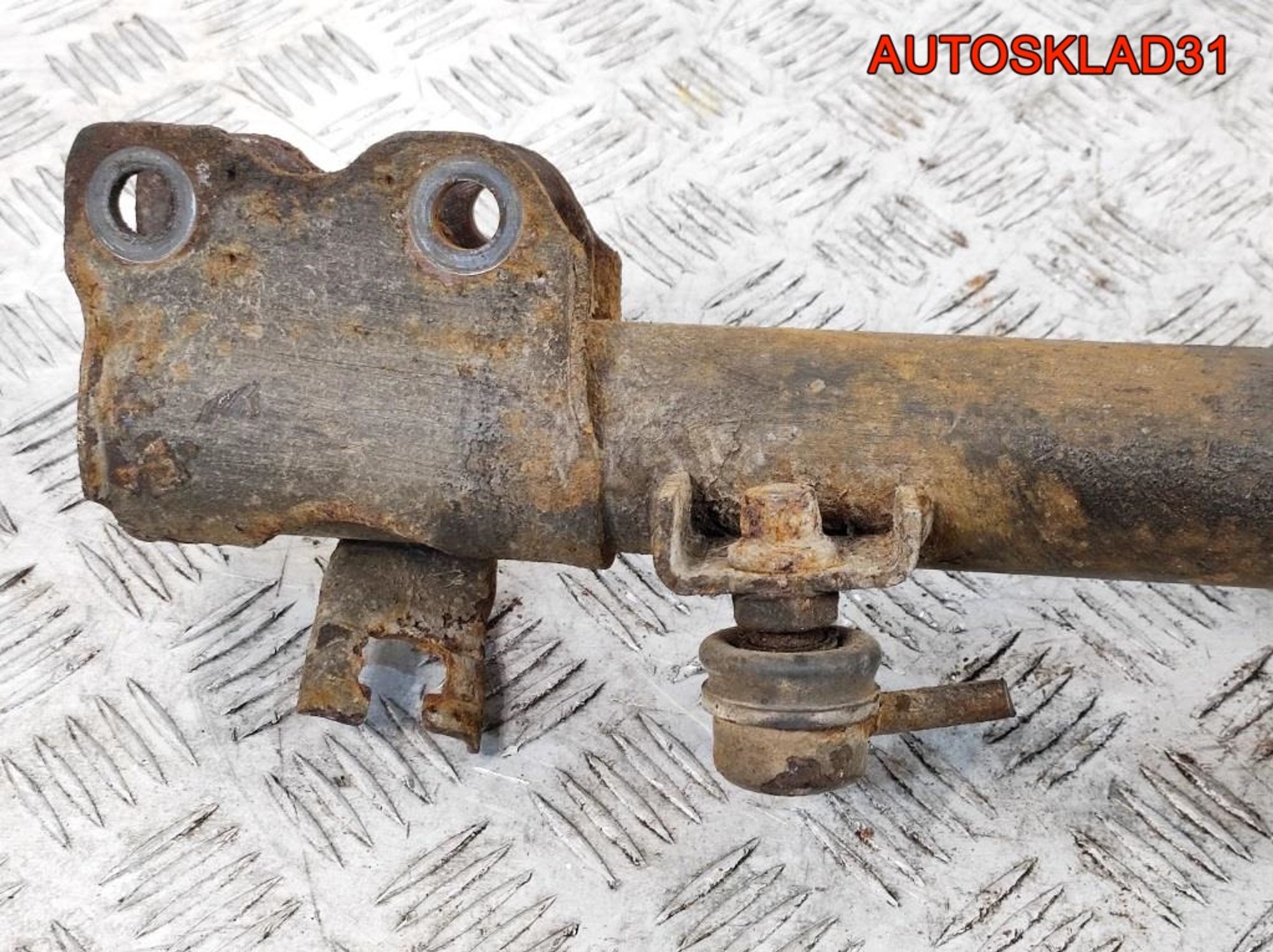 Стойка амортизатора задняя левая Nissan X-Trail T30, 2000 рублей, Дубовое