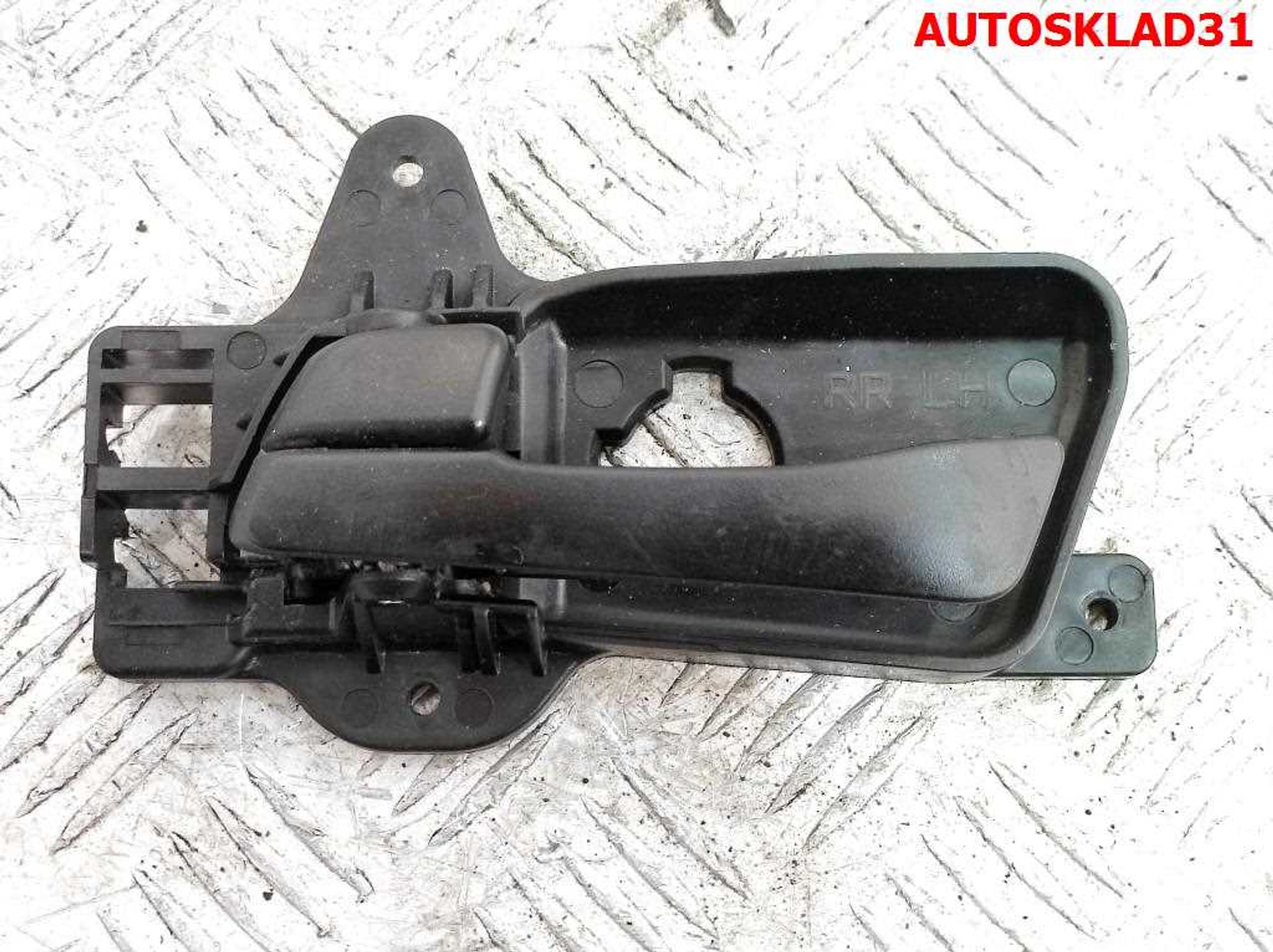 Ручка двери внутренняя задняя левая Hyundai i30 83613FD000, 600 рублей, Дубовое