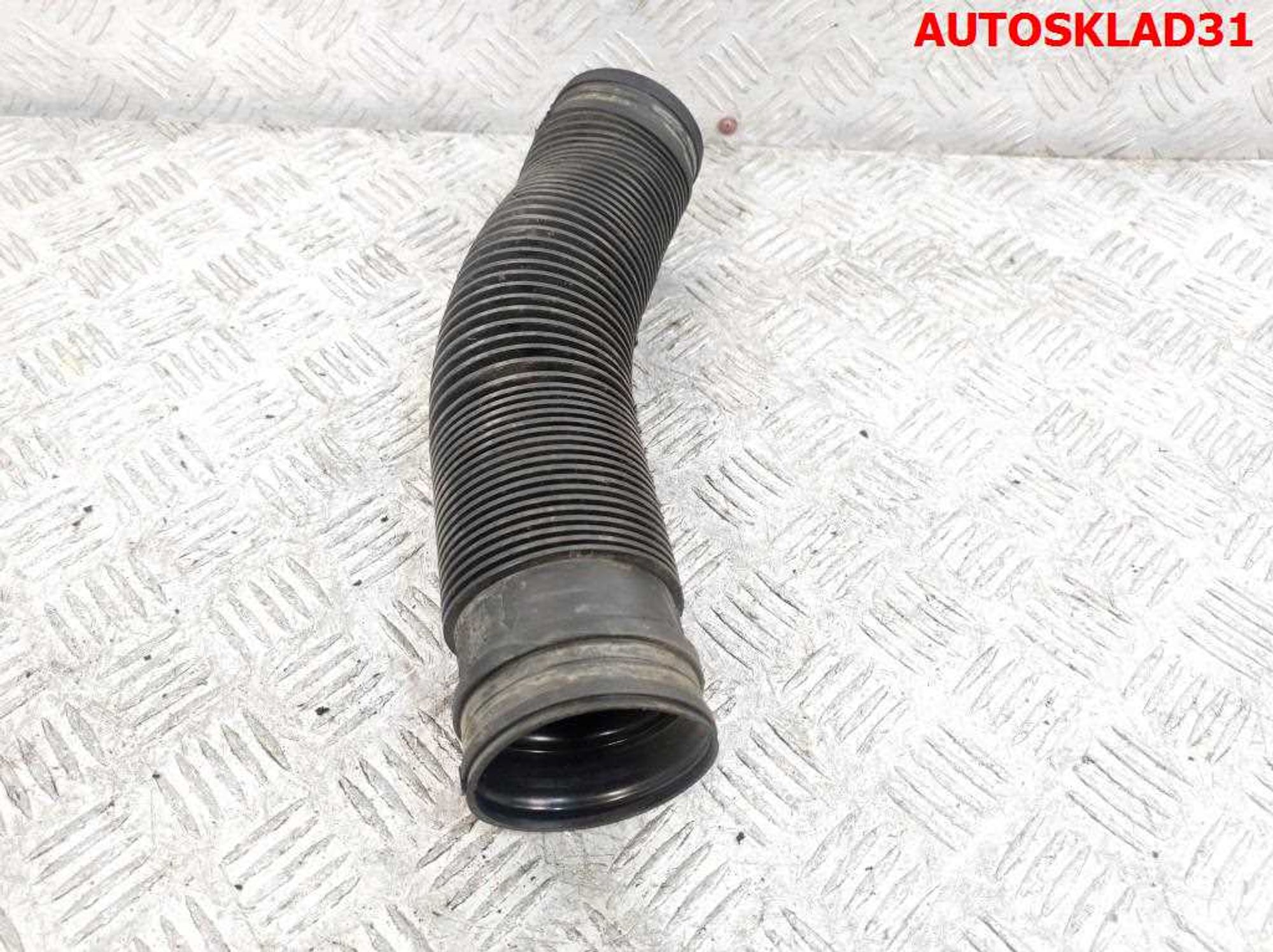 Патрубок воздушного фильтра VW Golf 4 1,6 Бензин 1J0129684C, 1500 рублей, Дубовое