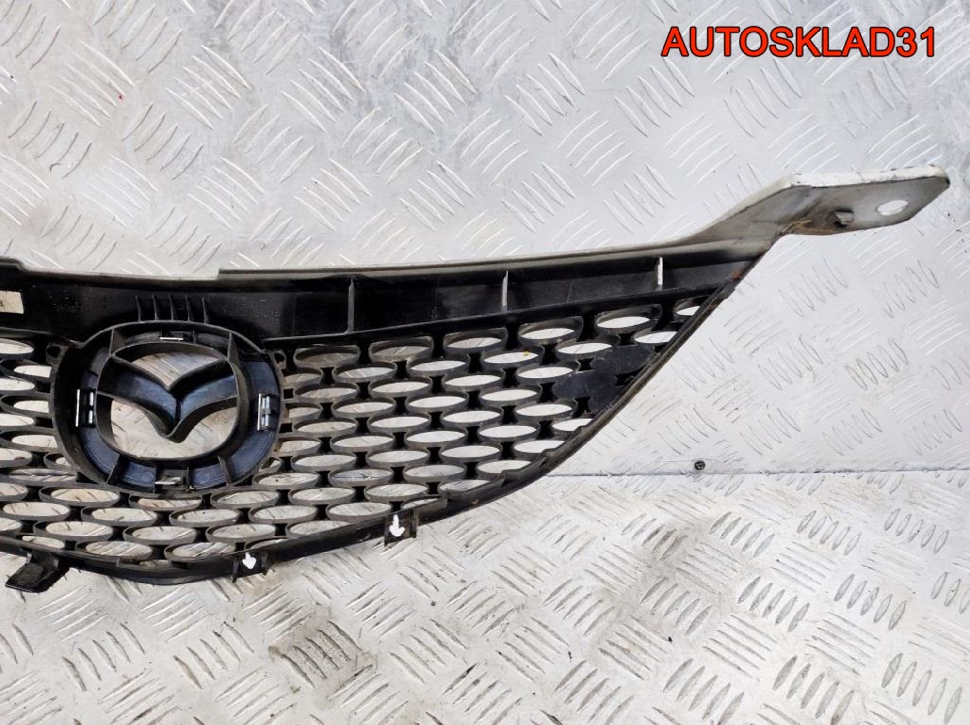 Решетка радиатора Mazda 3 BK BN8V50711 Седан, 4100 рублей, Дубовое