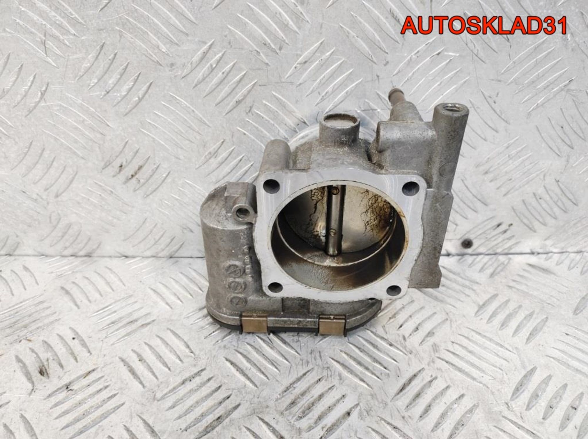 Заслонка дроссельная VW Passat B5 AZX 022133062AC, 3700 рублей, Дубовое