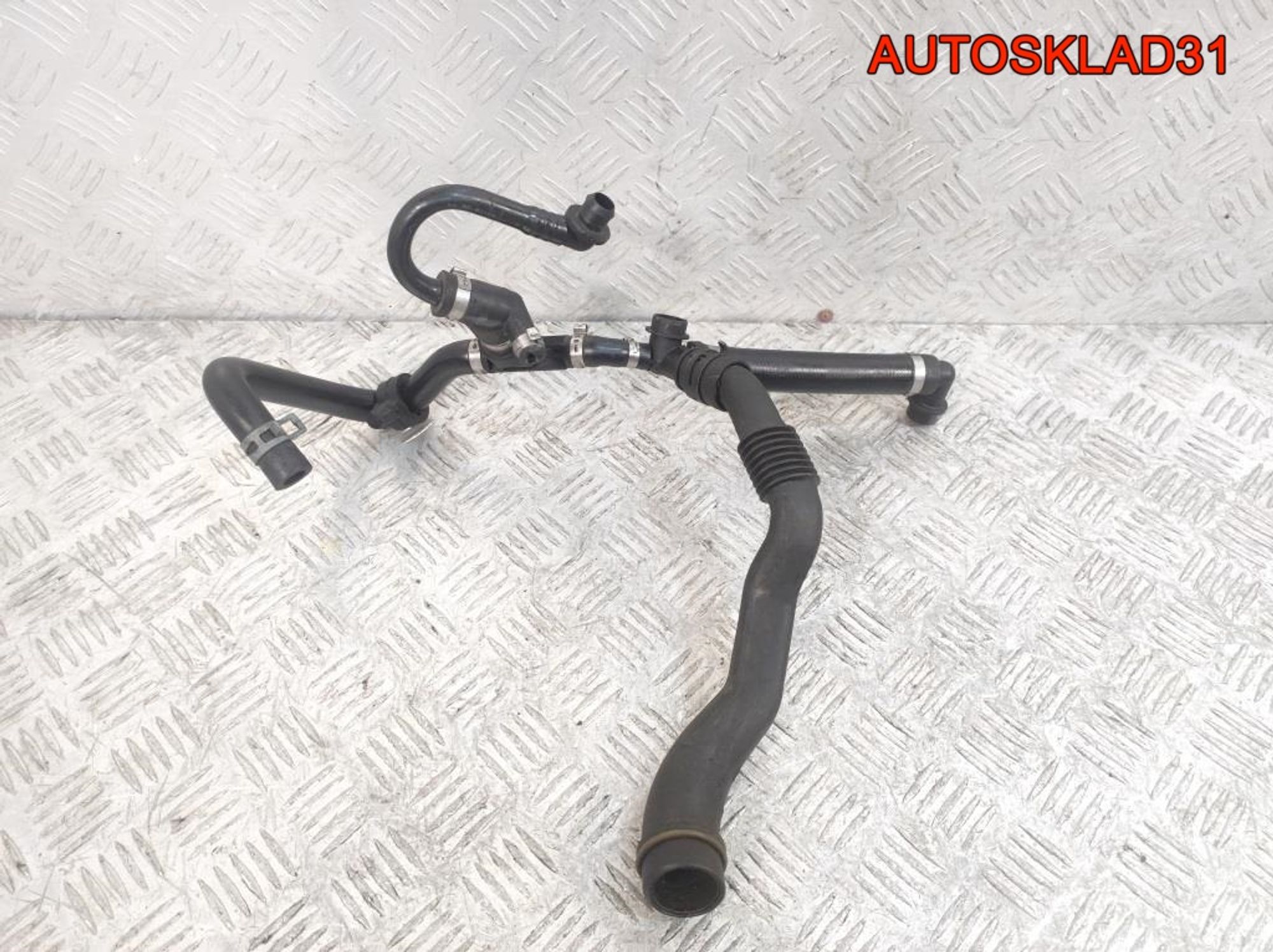 Патрубок вентиляции Комплект VW Passat B5 06B103217AC, 2000 рублей, Дубовое