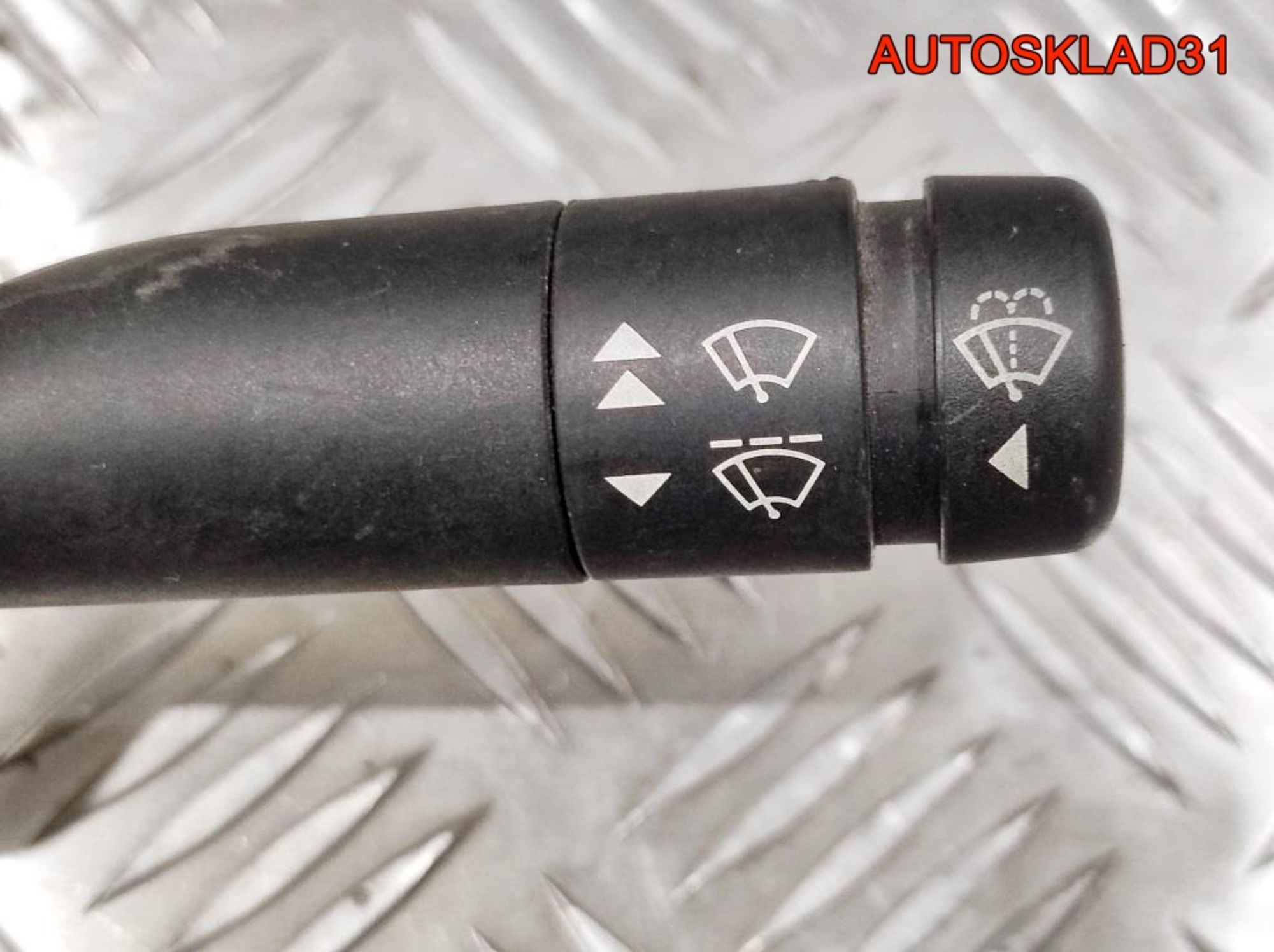 Переключатель подрулевой Ford Courier 96FG13335AB, 1000 рублей, Дубовое