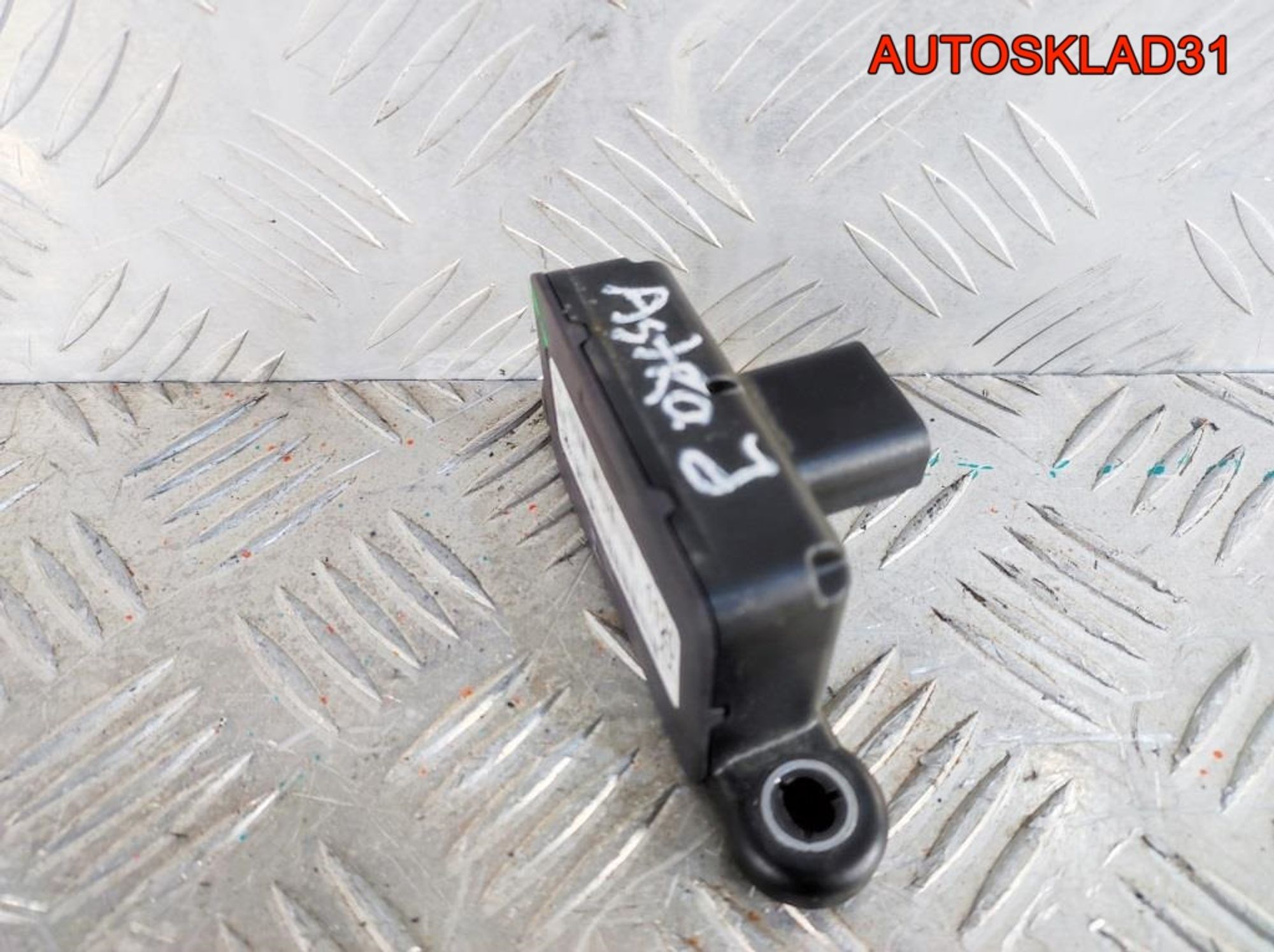 Датчик ускорения Opel Astra J 1,6 A16XER 13581120, 900 рублей, Дубовое