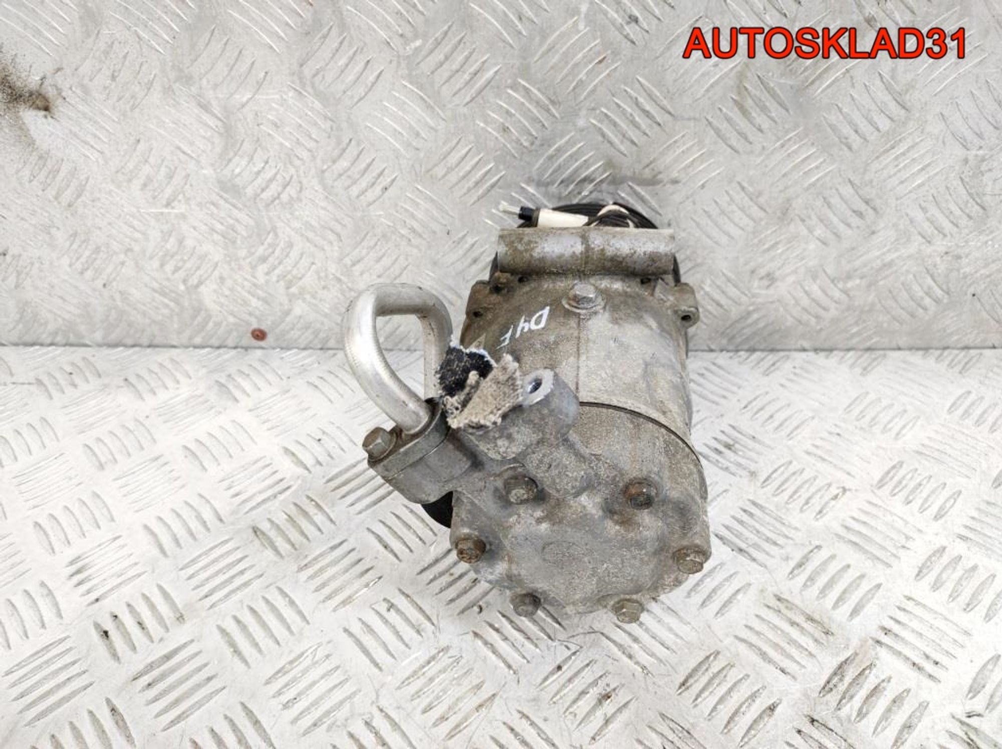 Компрессор кондиционера Renault Twingo 1,2 D4F 8200037058, 4500 рублей, Дубовое