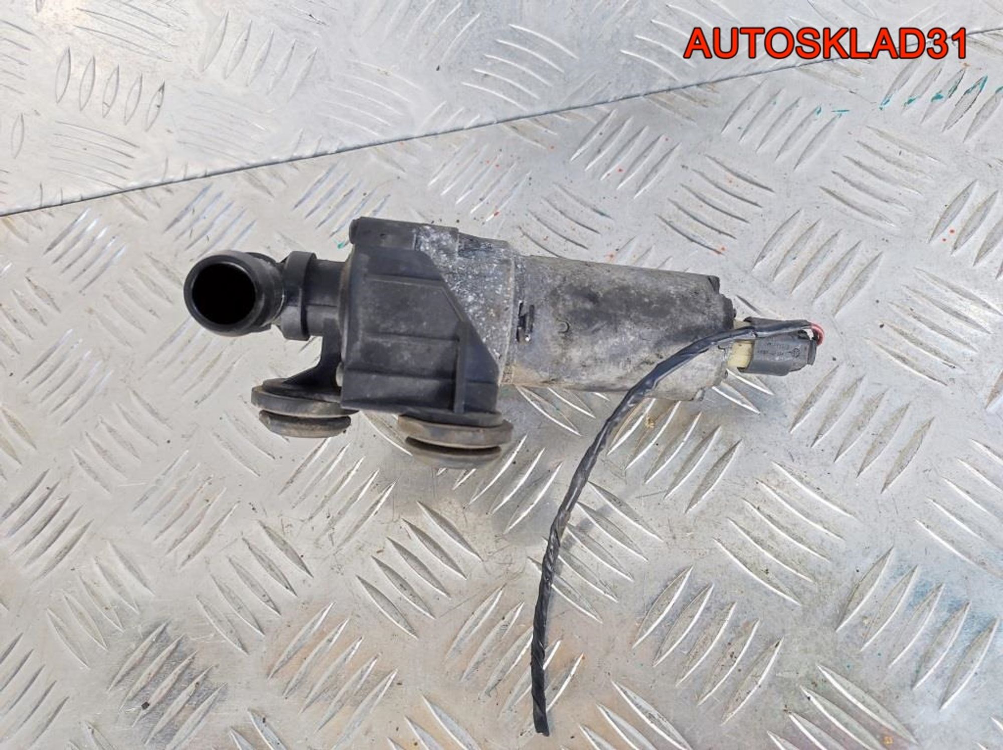 Насос водяной дополнительный BMW E90 64116928246, 5700 рублей, Дубовое