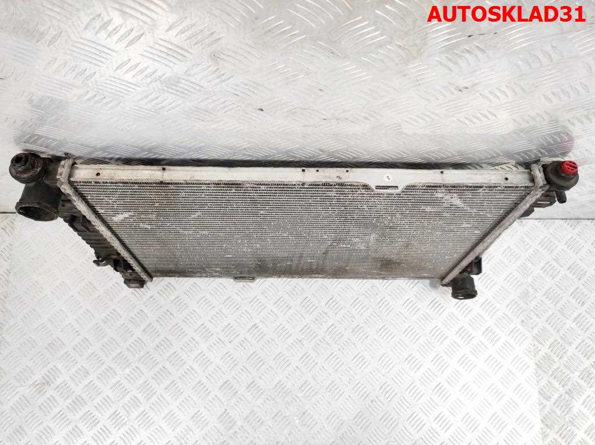 Радиатор основной Mercedes W203 2,2 Дизель A2035000603, 4000 рублей, Дубовое