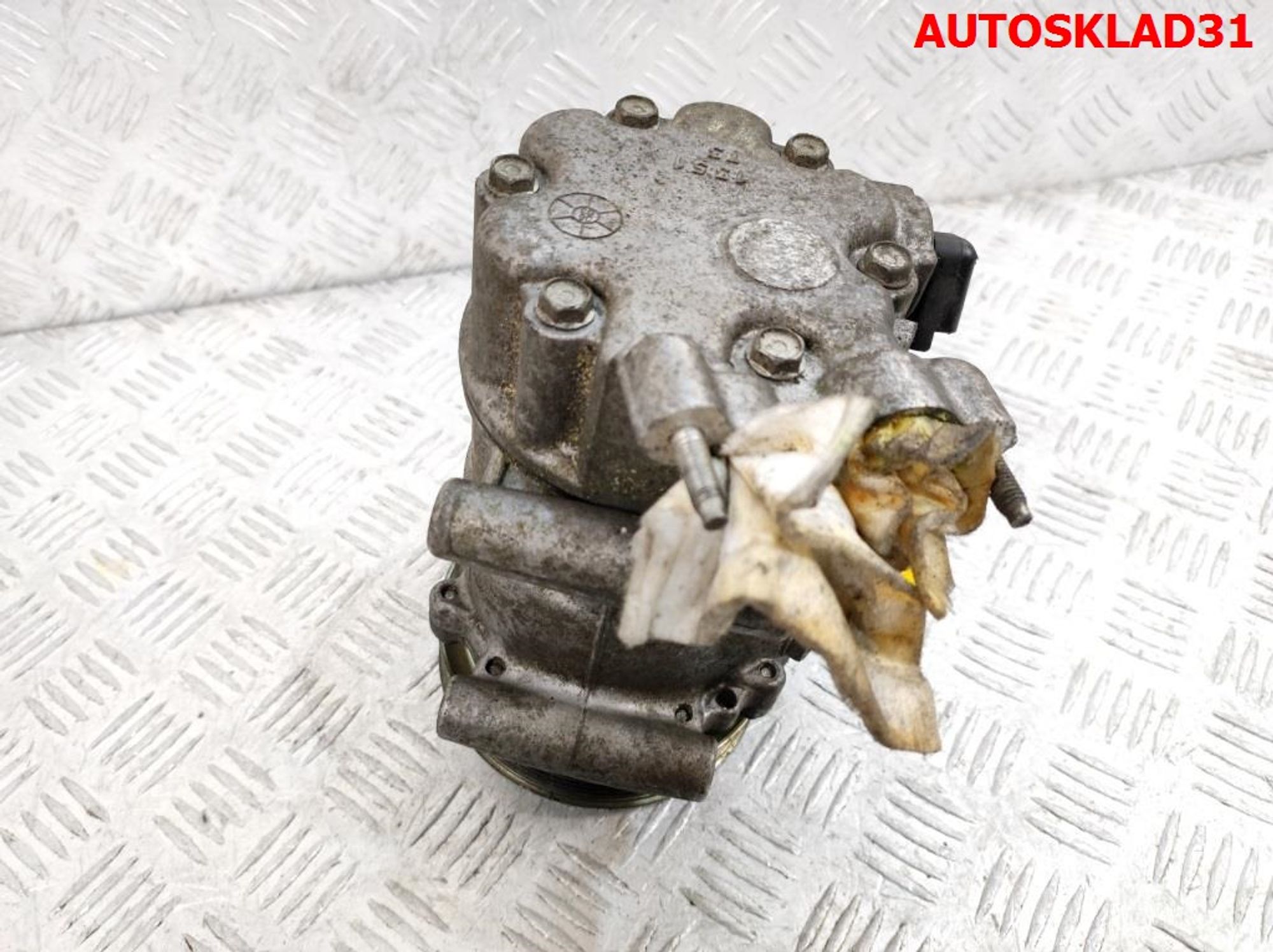 Компрессор кондиционера Peugeot 206 1.6 NFU10FX2F 1412F, 6000 рублей, Дубовое