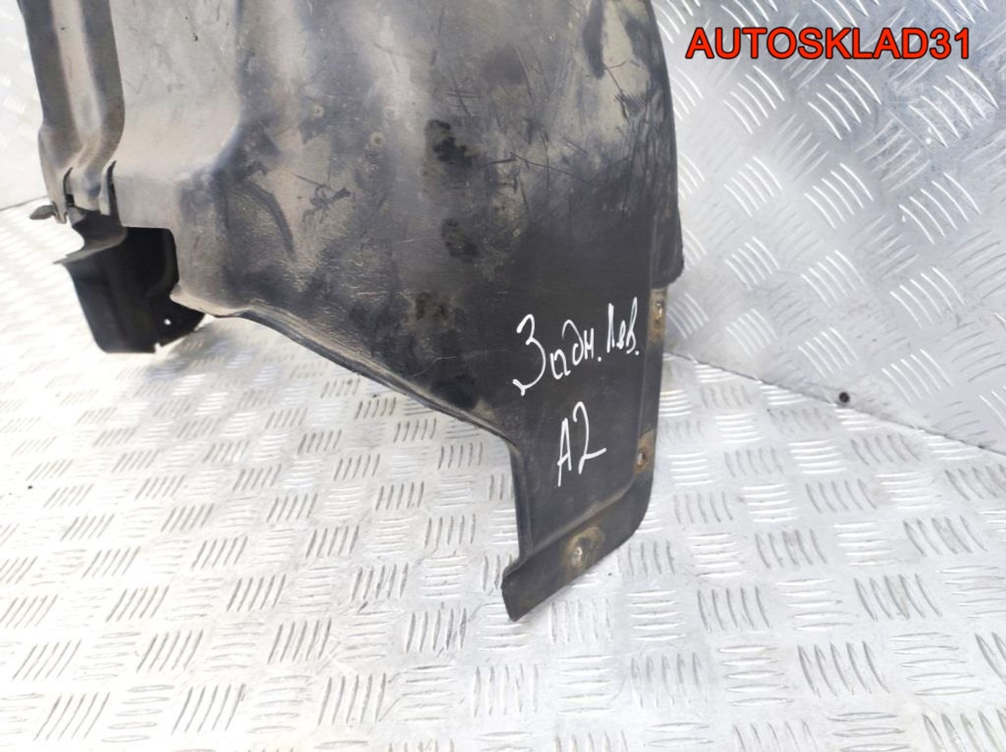 Локер задний правый Audi A2 8Z0810171C, 2900 рублей, Дубовое