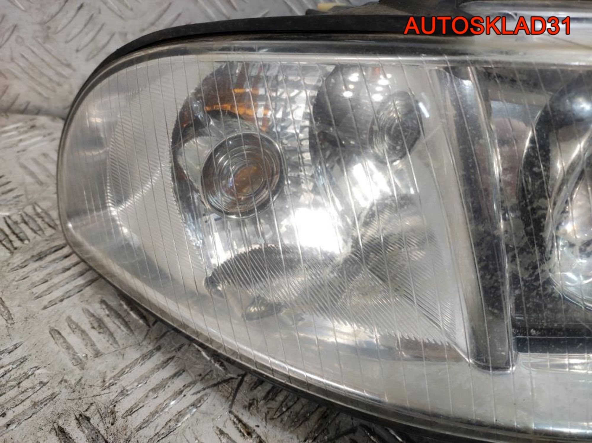 Фара правая Audi A4 B5 Рестайлинг 8D0941004AK, 10000 рублей, Дубовое