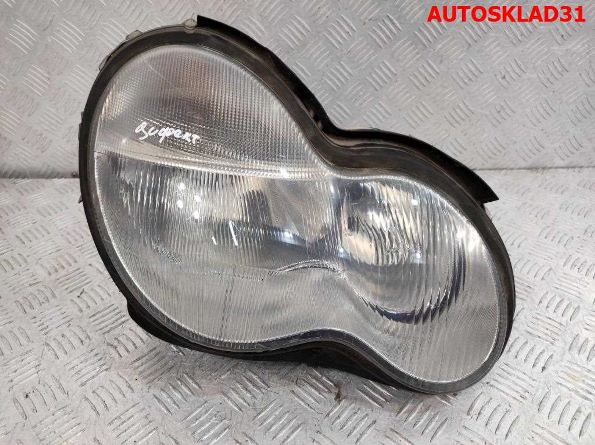 Фара правая Mercedes Benz W203 A2038200861 Дорест, 3200 рублей, Дубовое