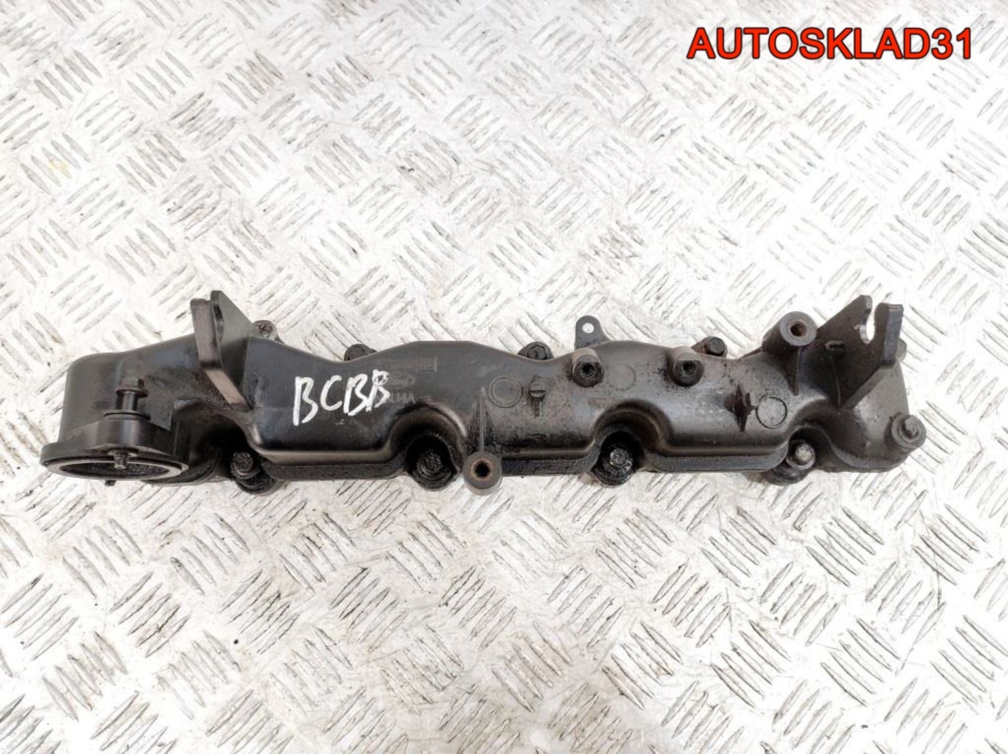 Коллектор впускной 3 2.0 BCBB 2S7Q9424BD Дизель, 1500 рублей, Дубовое