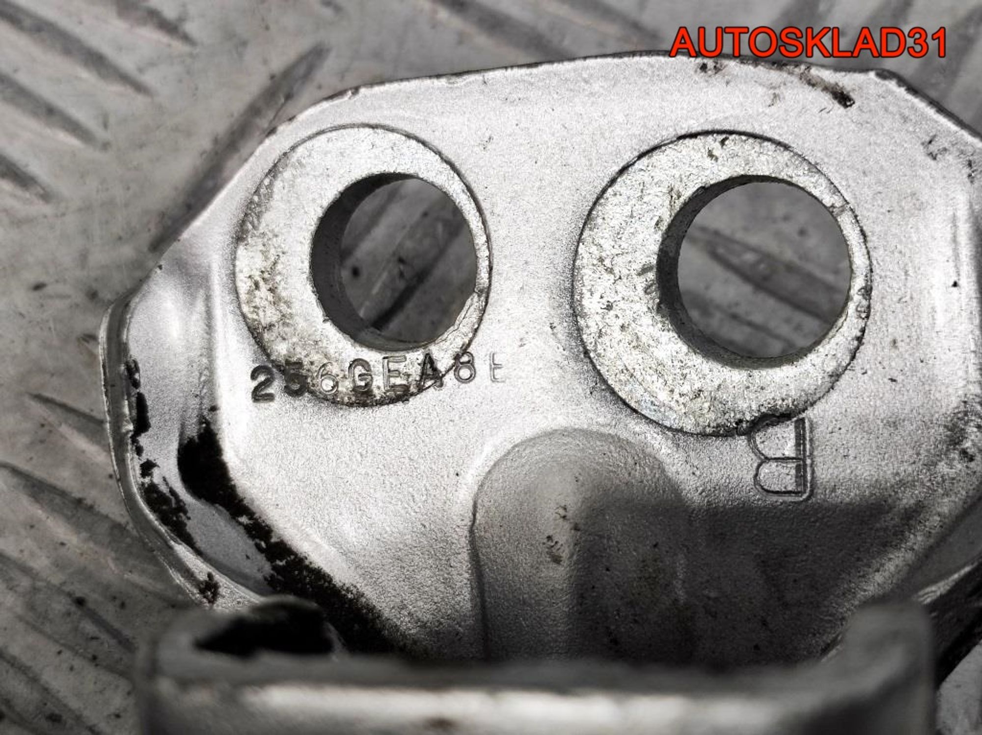 Петля двери задняя левая верхняя Ford Fusion, 900 рублей, Дубовое