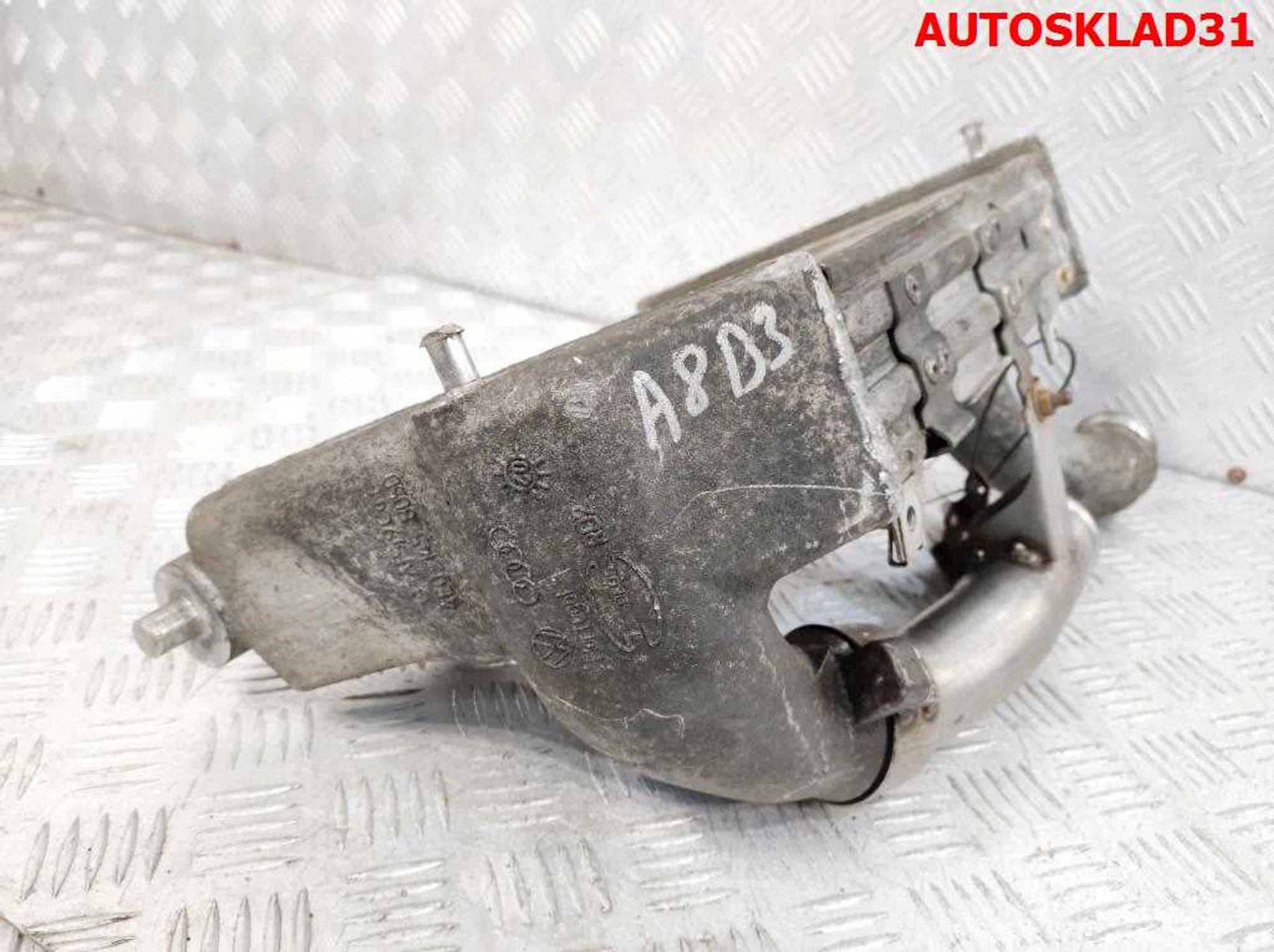Интеркулер Audi A8 D3 4E0145805D Дизель, 5700 рублей, Дубовое