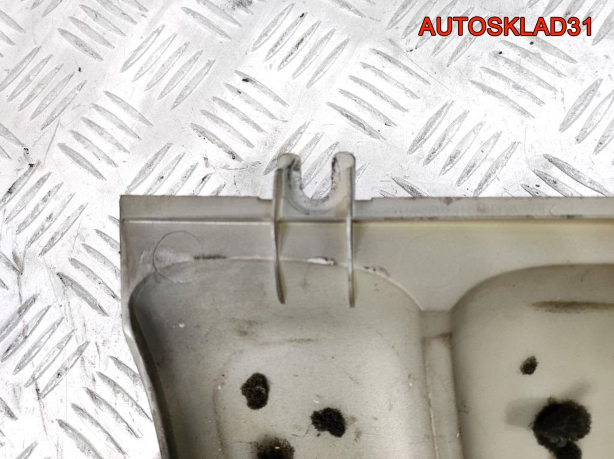 Декоративная крышка двигателя Mercedes W220 A6130100067, 900 рублей, Дубовое