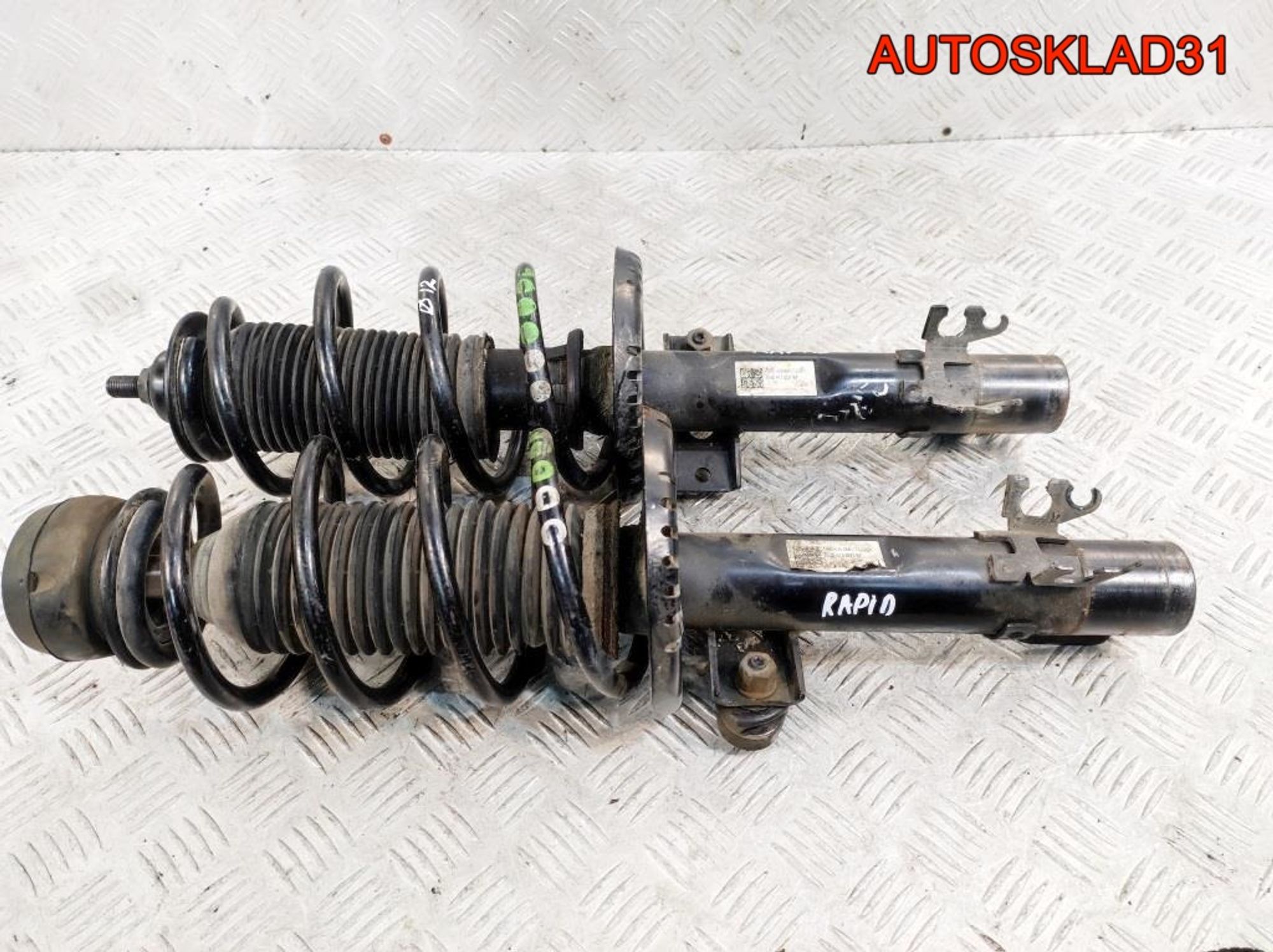 Амортизатор передний комплект Skoda Rapid 6R0413031BF, 7200 рублей, Дубовое